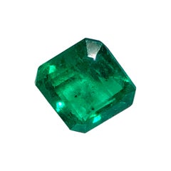 Certified 2.30 Carat Natural AAA Colombian Emerald Square Cut Vivid Green