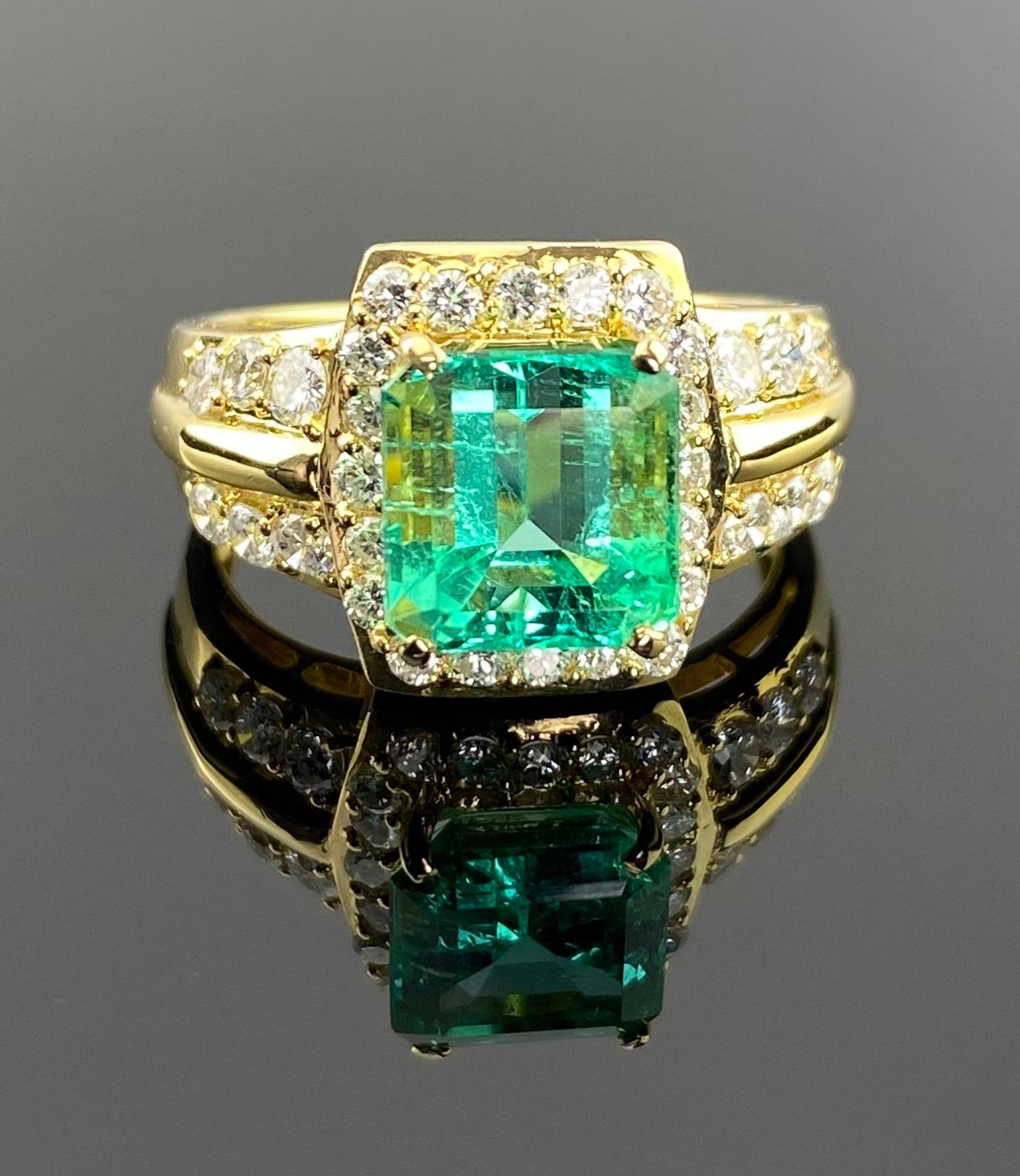 Elegance and sophistication converge in this exquisite white gold ring, adorned with a dazzling square emerald at its center. The striking Colombian Emerald, with its rich green hue, commands attention and is further enhanced by a halo of brilliant