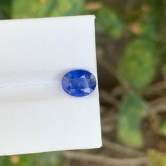 Certified 2.31 Carat Natural Loose Cornflower Blue Sapphire Gemstone (pierre précieuse de 2,31 carats de saphir bleu)