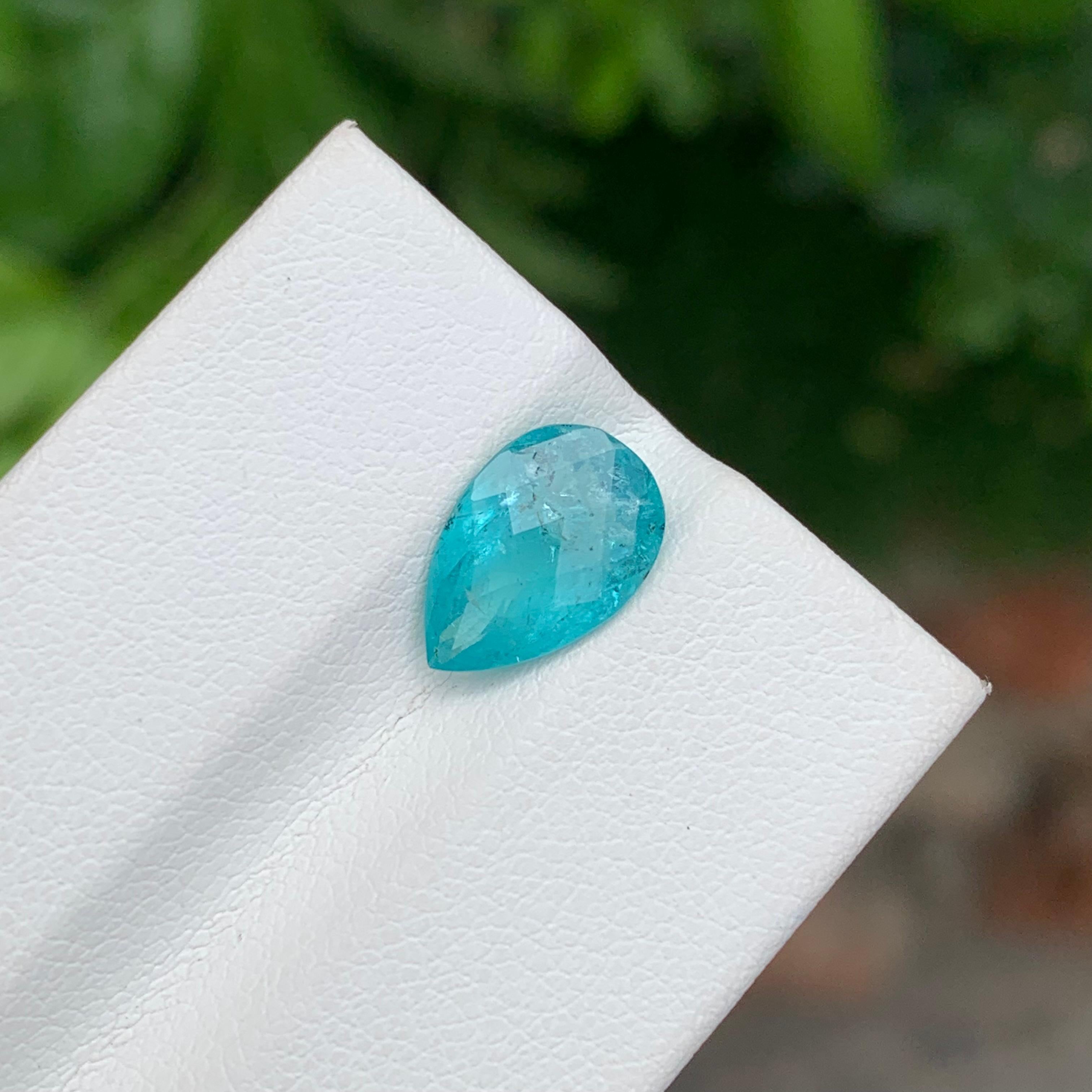 Certified 2.33 Carat Natural Neon Blue Loose Tourmaline Gem In New Condition For Sale In Peshawar, PK