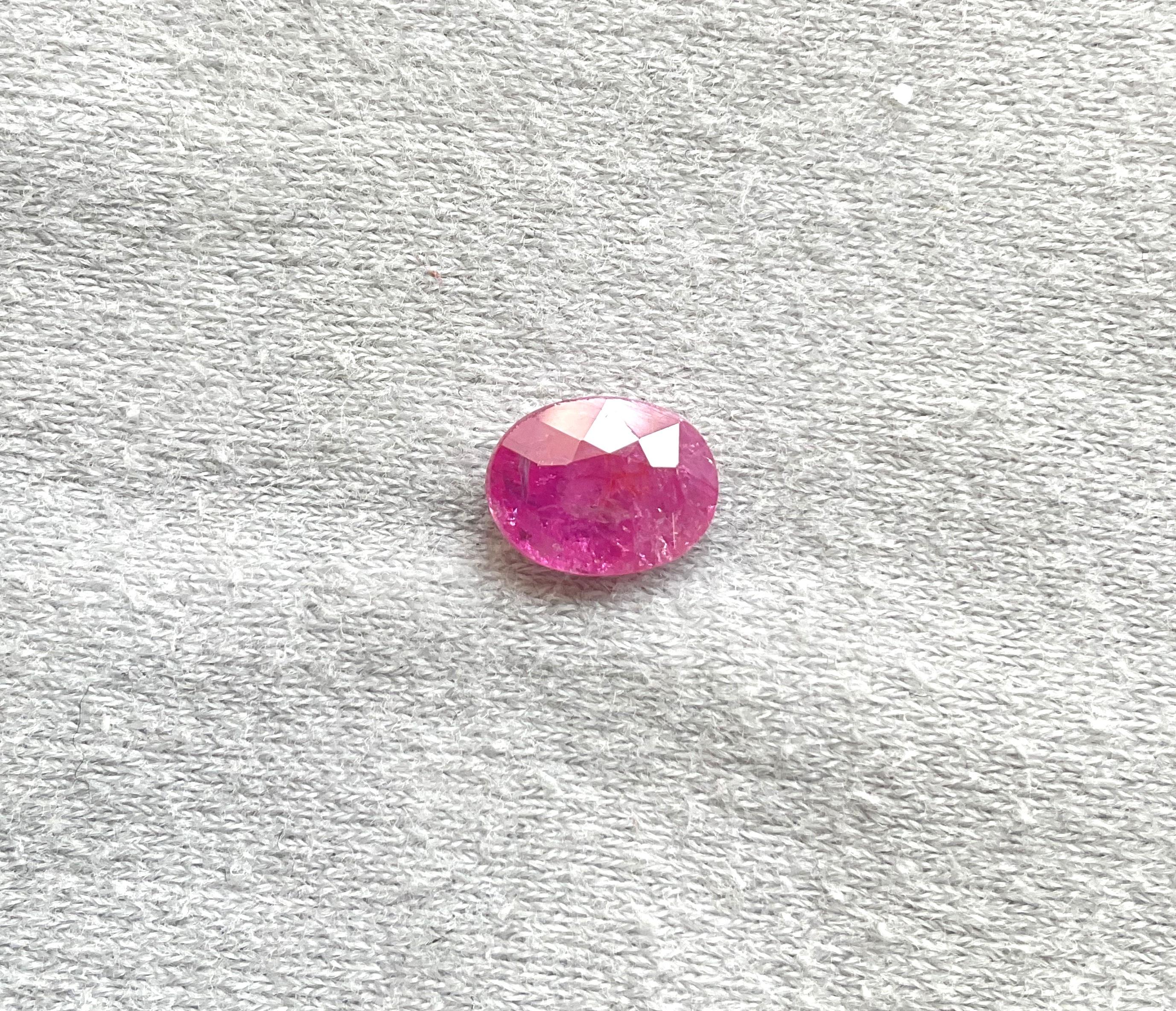 Art Deco Certified 2.36 Carats Mozambique Ruby Oval Faceted Cut stone No Heat Natural Gem For Sale