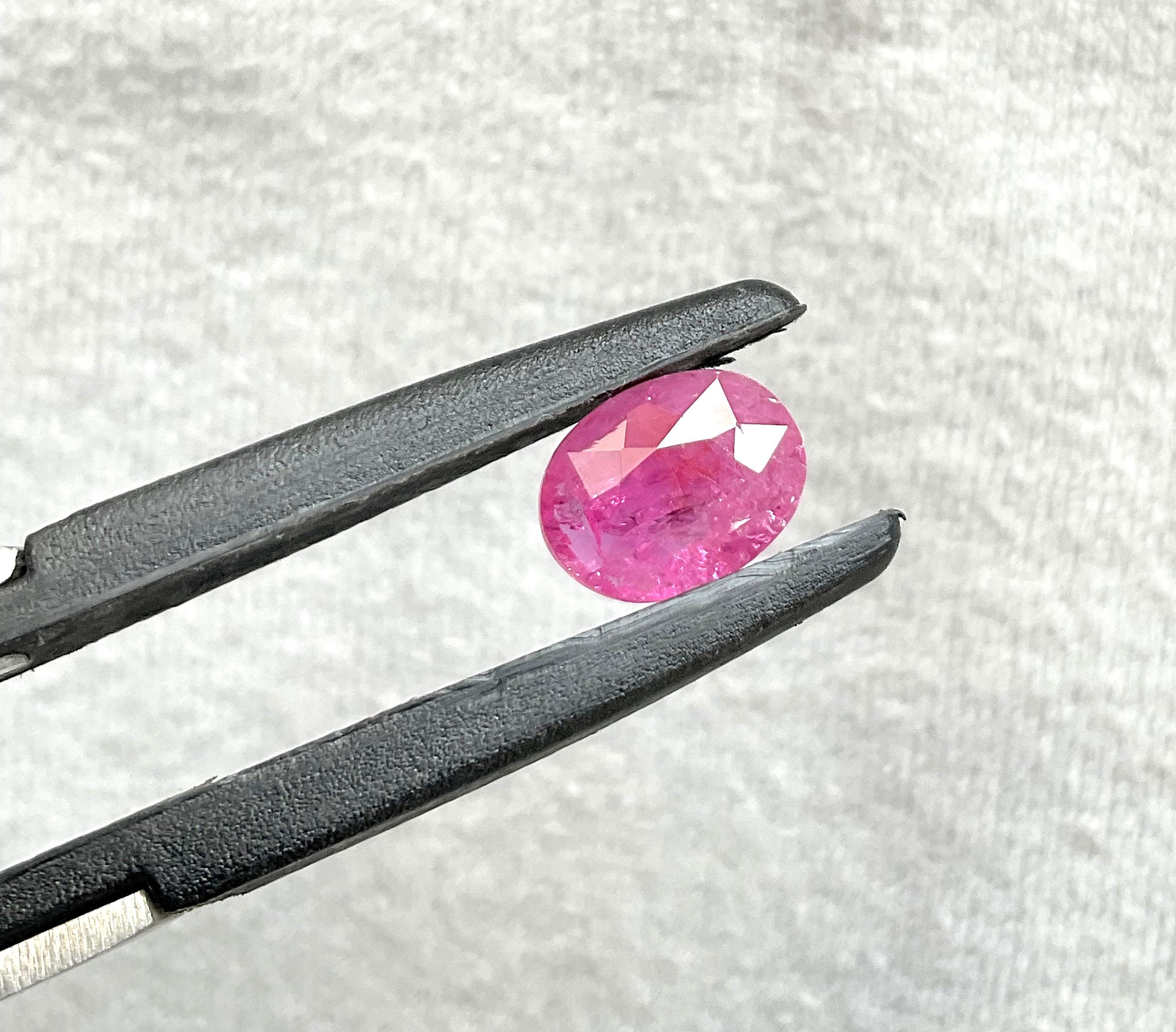 Women's or Men's Certified 2.36 Carats Mozambique Ruby Oval Faceted Cut stone No Heat Natural Gem For Sale