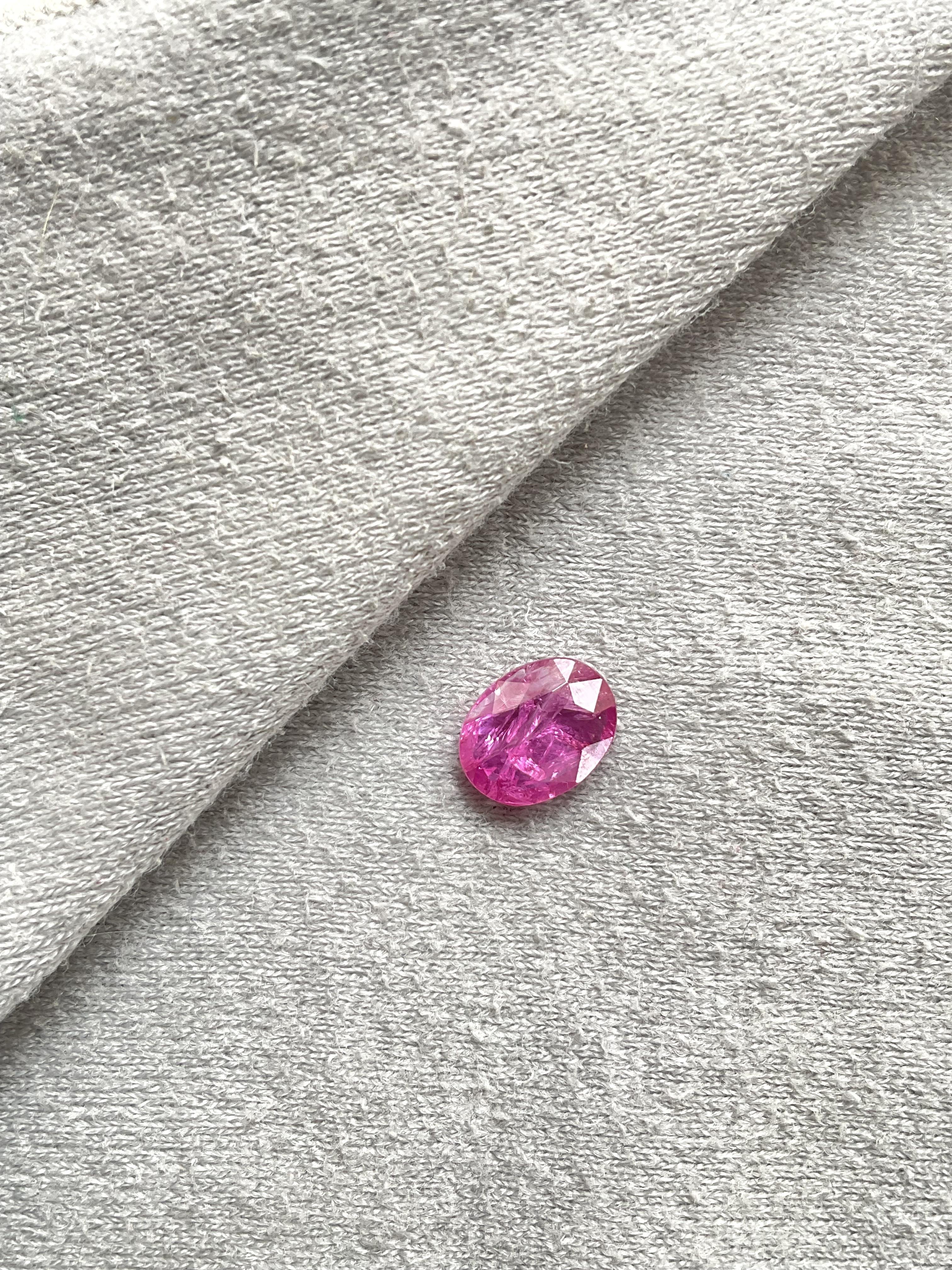 Certified 2.41 Carats Mozambique Ruby Oval Faceted Cutstone No Heat Natural Gem In New Condition For Sale In Jaipur, RJ