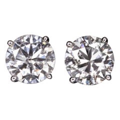 Certified 2.50 Carat Diamond Stud Earrings