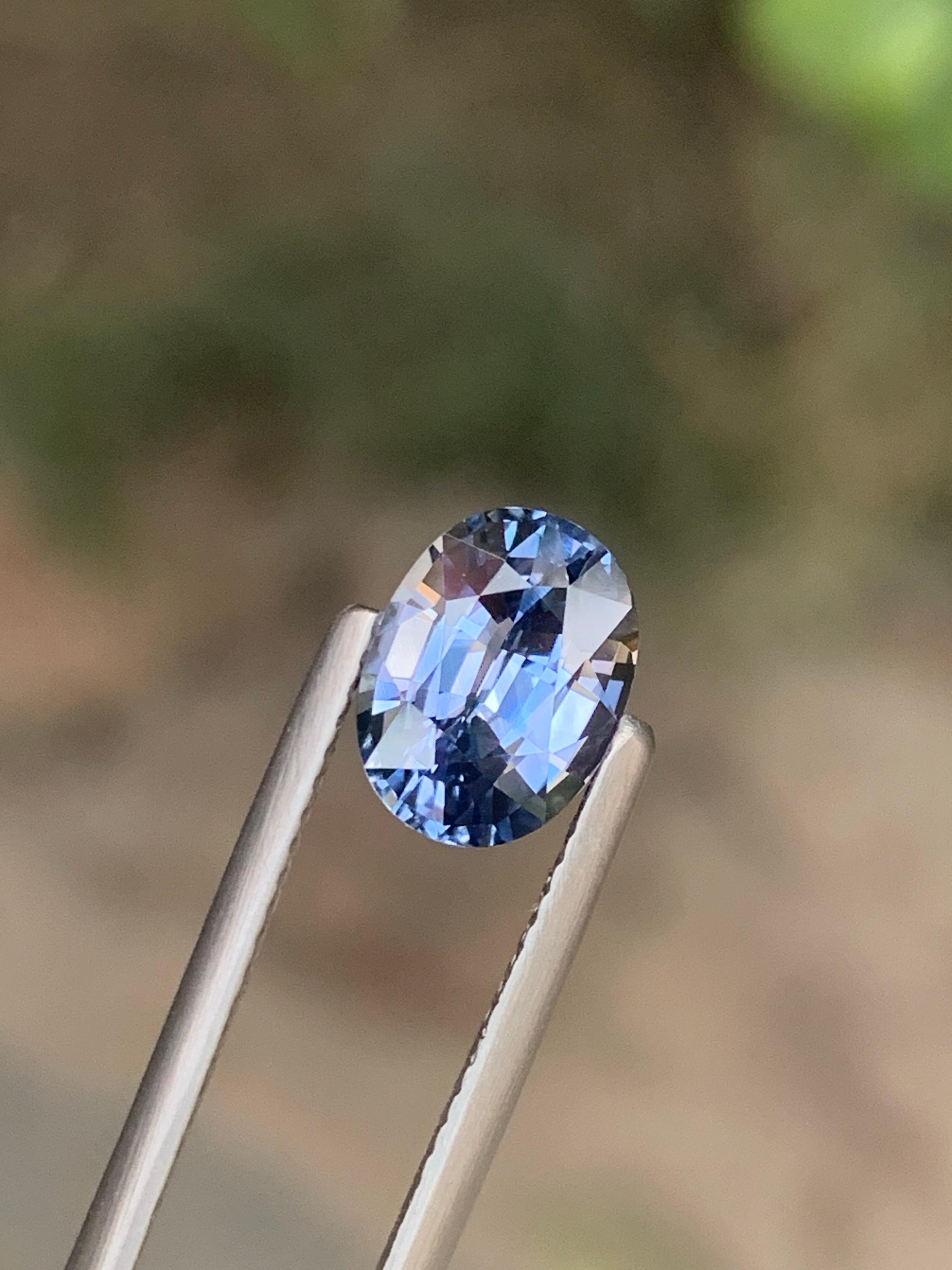 Zertifizierte 2,51 Karat natürlichen losen blauen Saphir Oval Form Edelstein aus Madagaskar im Angebot 2