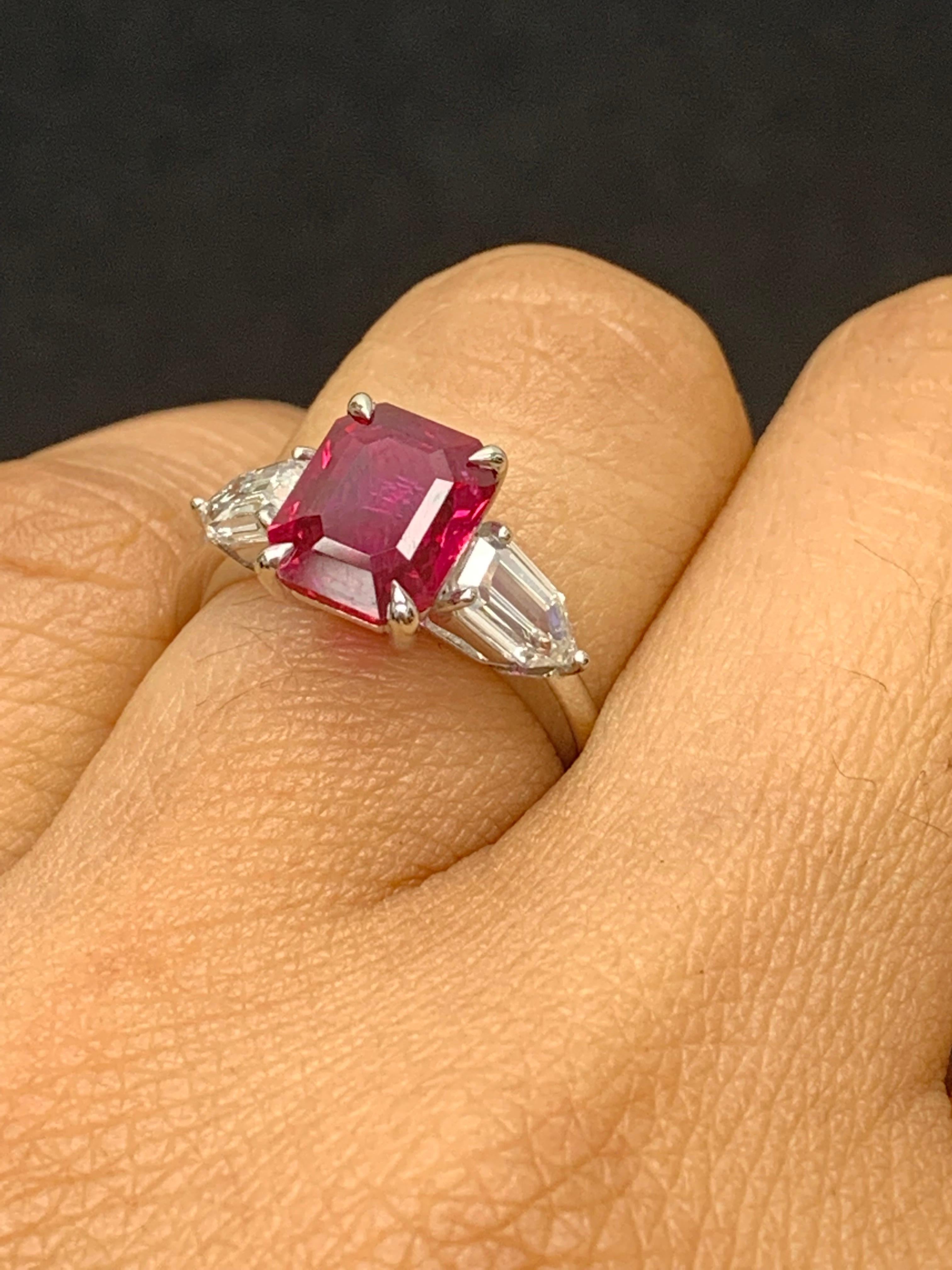 Certified 2.53 Carat Epaulet Cut Ruby and Diamond Engagement Ring in Platinum In New Condition For Sale In NEW YORK, NY