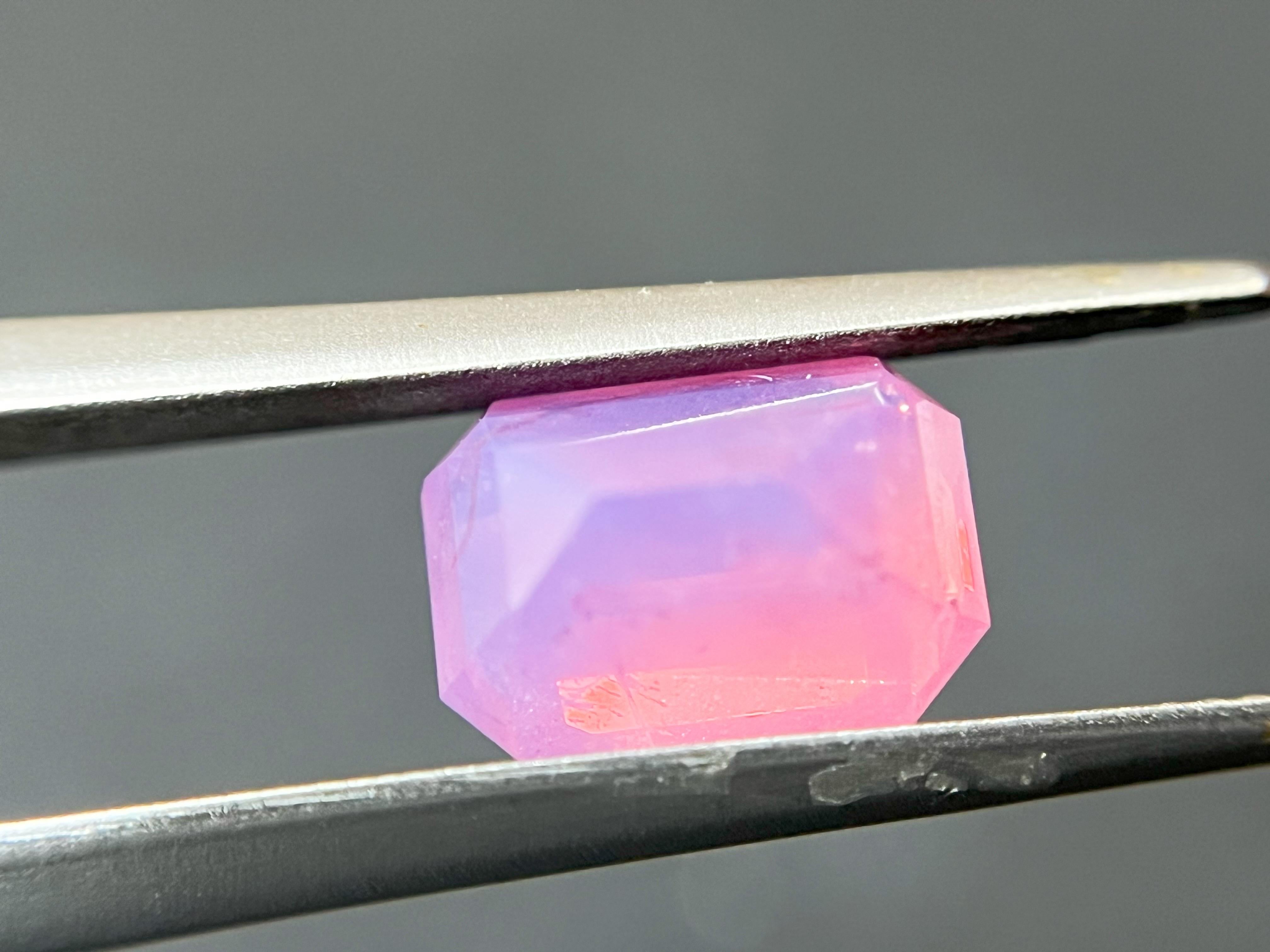 Certified 2.55 Carat Natural Velvety Neon Pink Octagon Mahenge For Sale 2