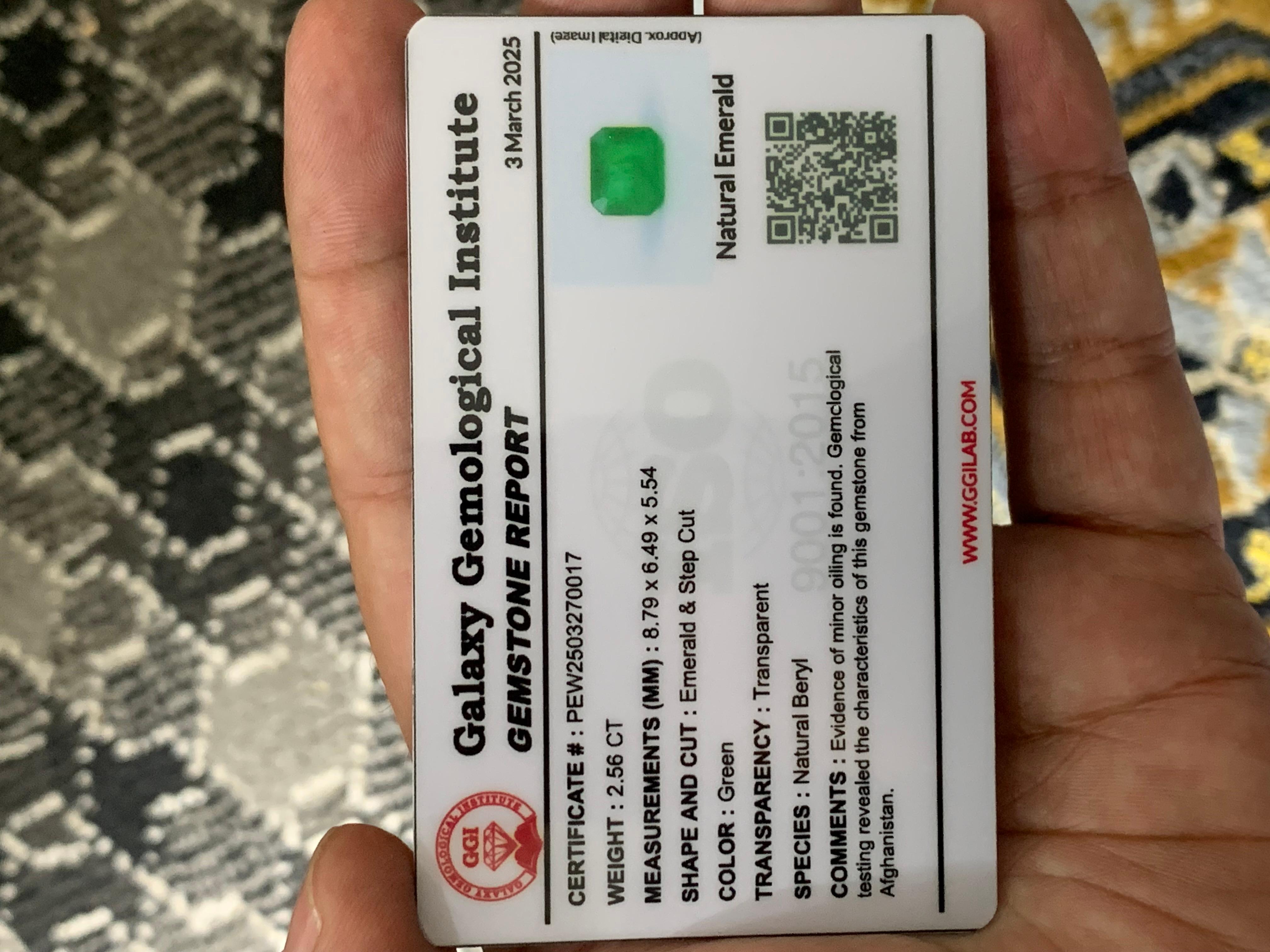 Zertifizierter 2,56 Karat natürlicher loser Smaragd-Edelstein aus Panjshir, Afghanistan im Angebot 5