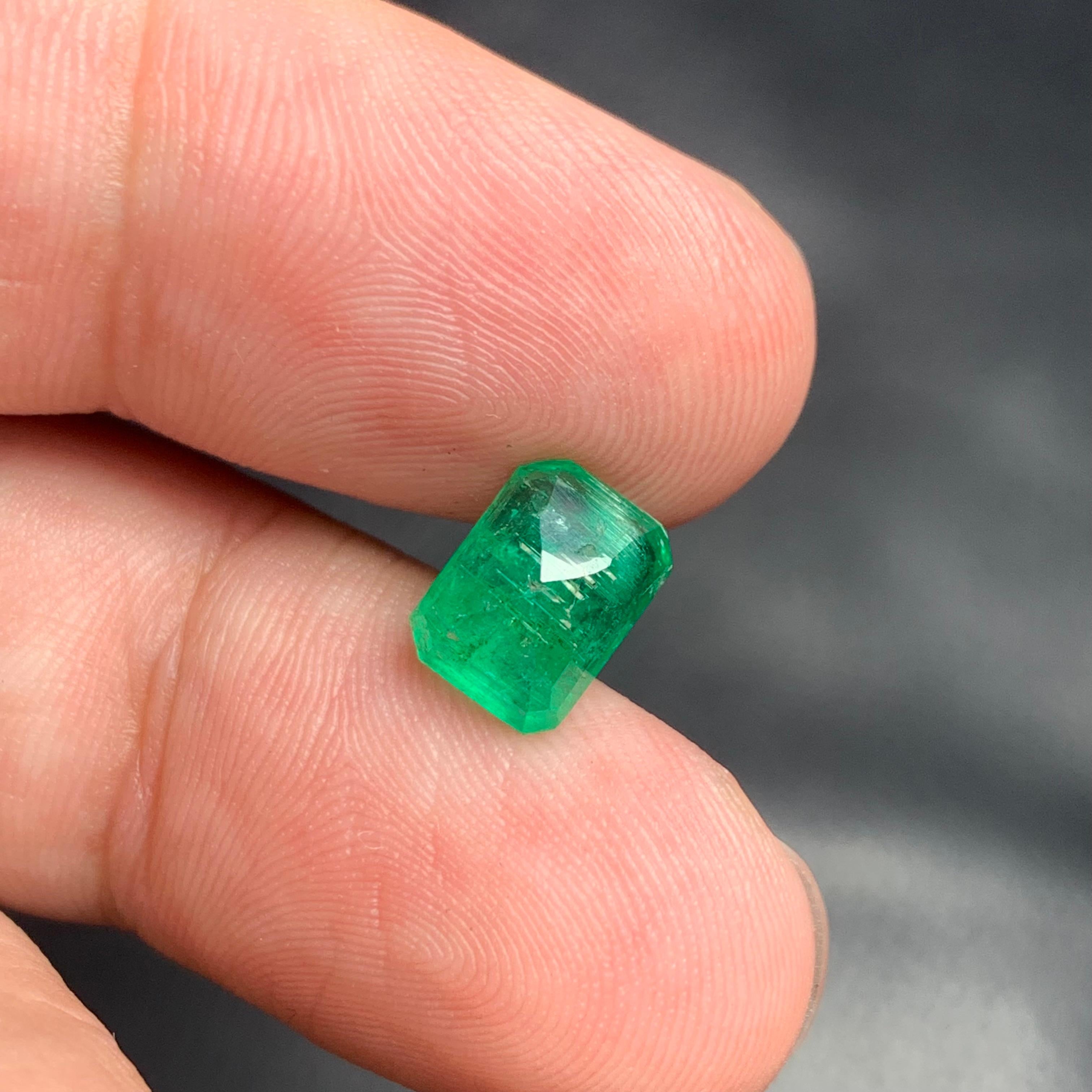 Zertifizierter 2,56 Karat natürlicher loser Smaragd-Edelstein aus Panjshir, Afghanistan für Damen oder Herren im Angebot