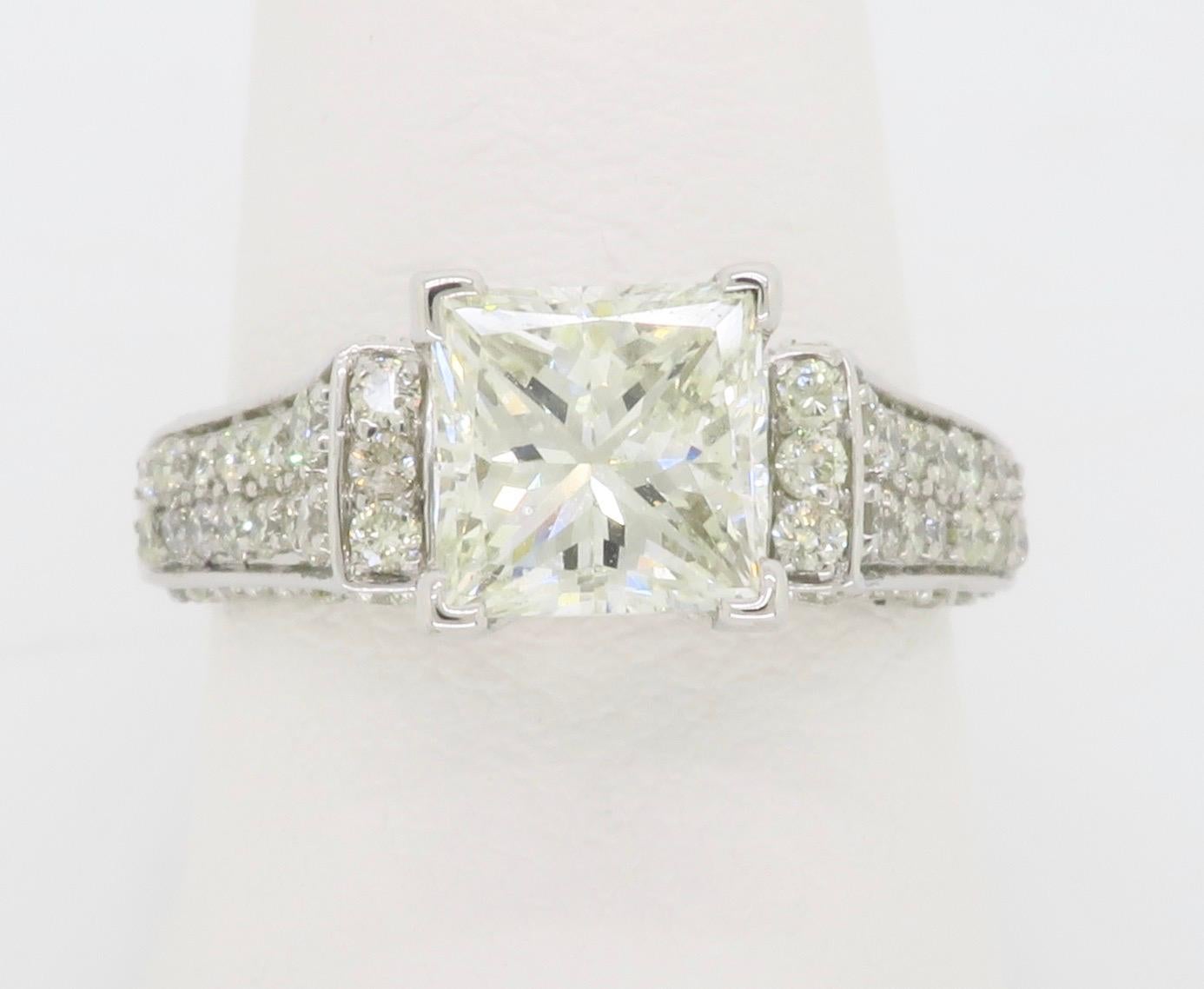 Certified 2.59ctw Princess Cut Diamond Engagement Ring 3