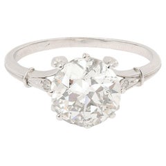 Certified 2.60 Carats Diamond 18 Carats White Gold Solitaire Ring