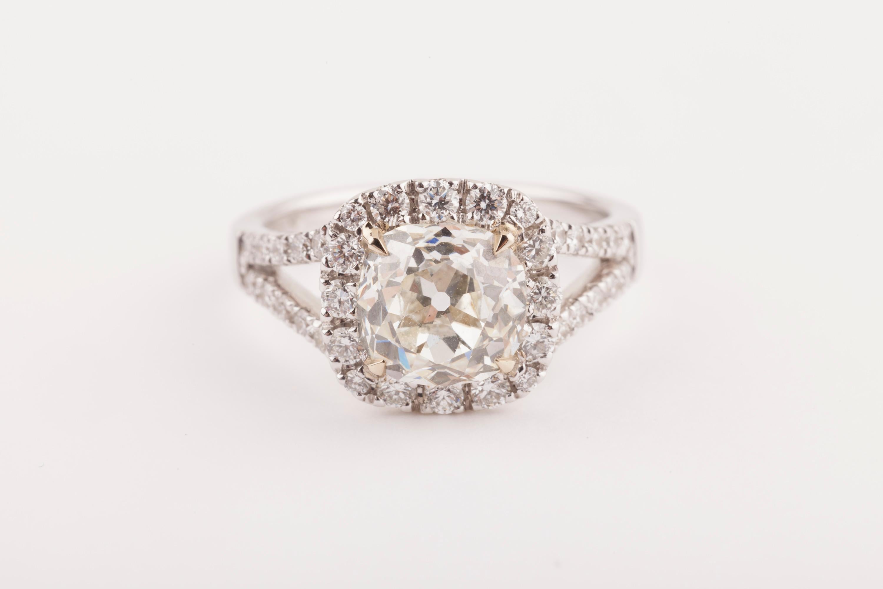 Certified 2.61 Carat Diamond Engagement Ring 3