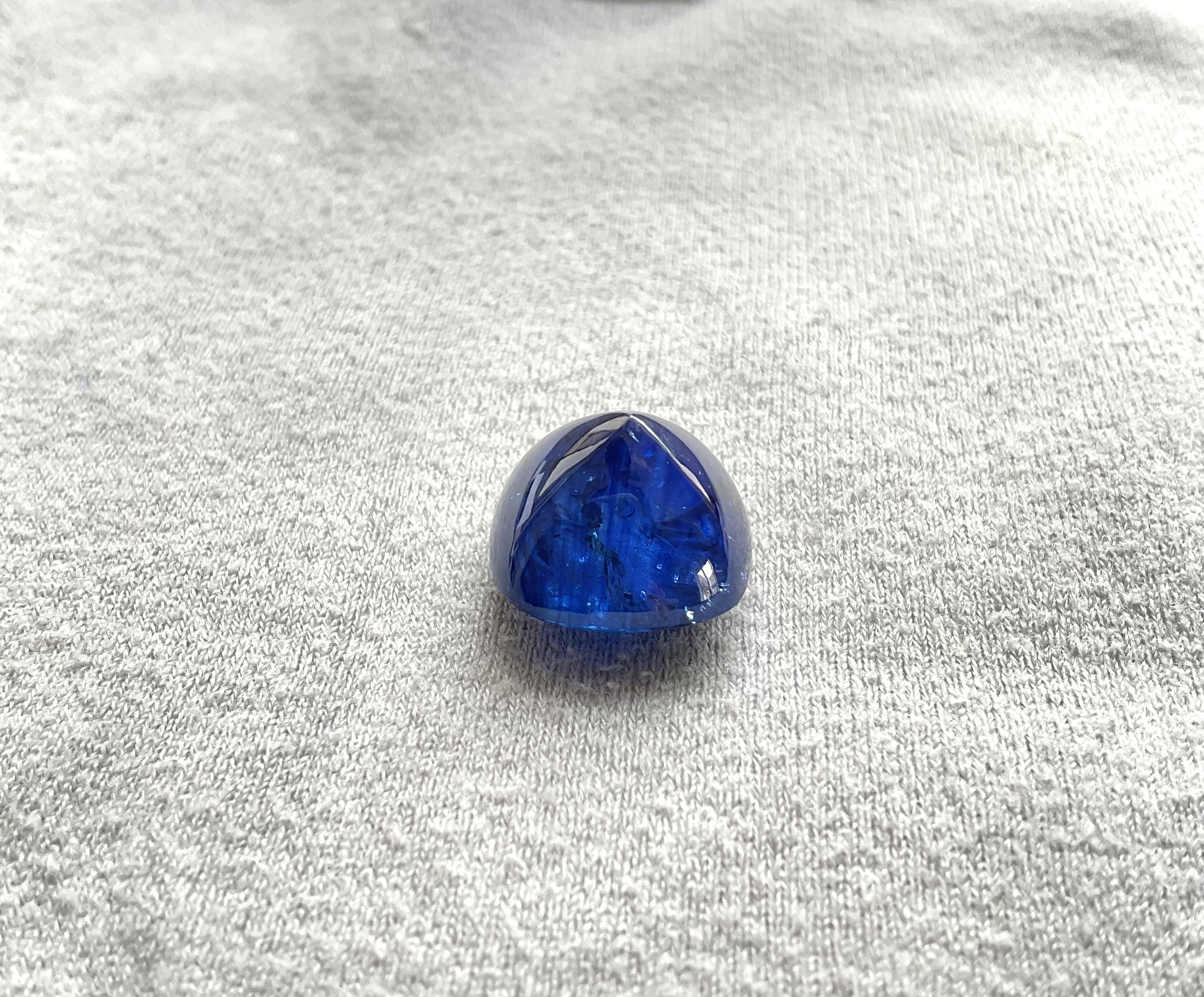 Certified 26.63 Carats Madagascar Blue Sapphire No-Heat Sugarloaf Natural Gem In New Condition In Jaipur, RJ