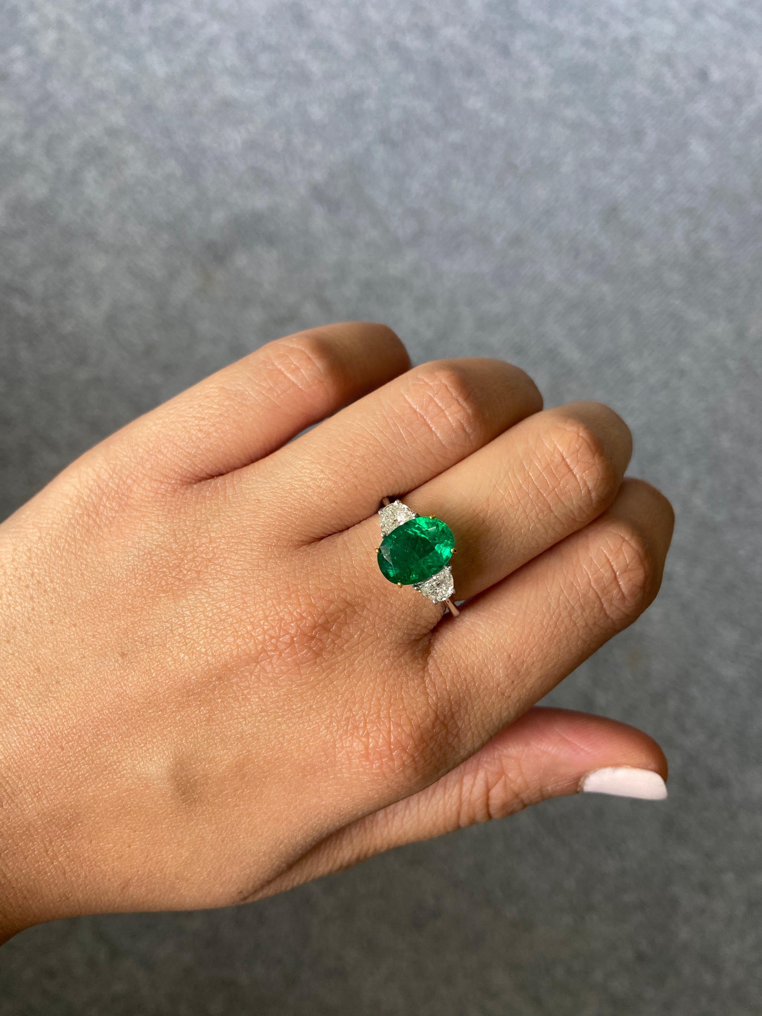 emerald oval cut