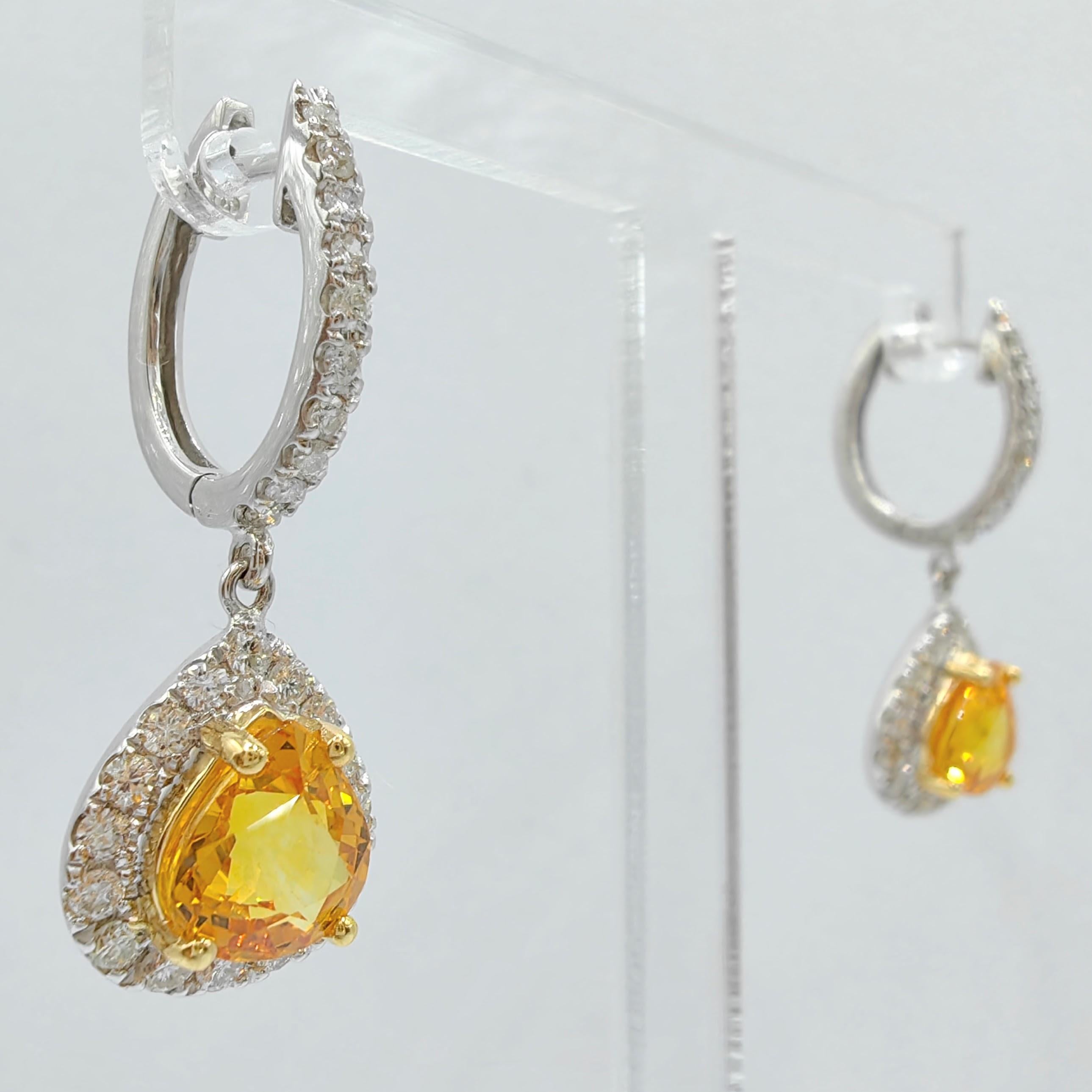 Certified 2.64ct Pear Cut Yellow Sapphire Diamond Drop Earrings in 18K Gold In New Condition For Sale In Wan Chai District, HK