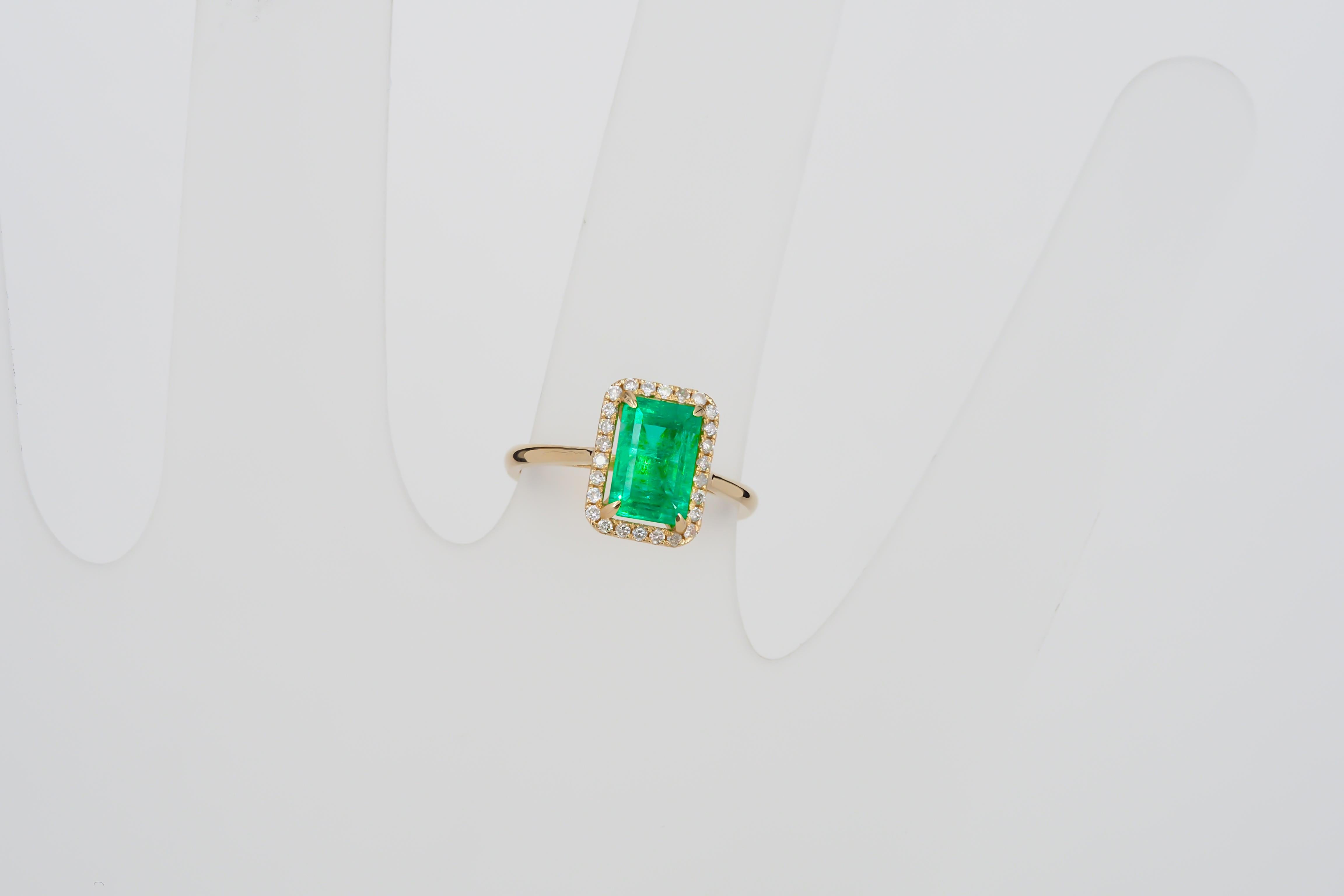 Women's Certified 2.71 Ct Afghanistan Origin Emerald and Diamonds Ring