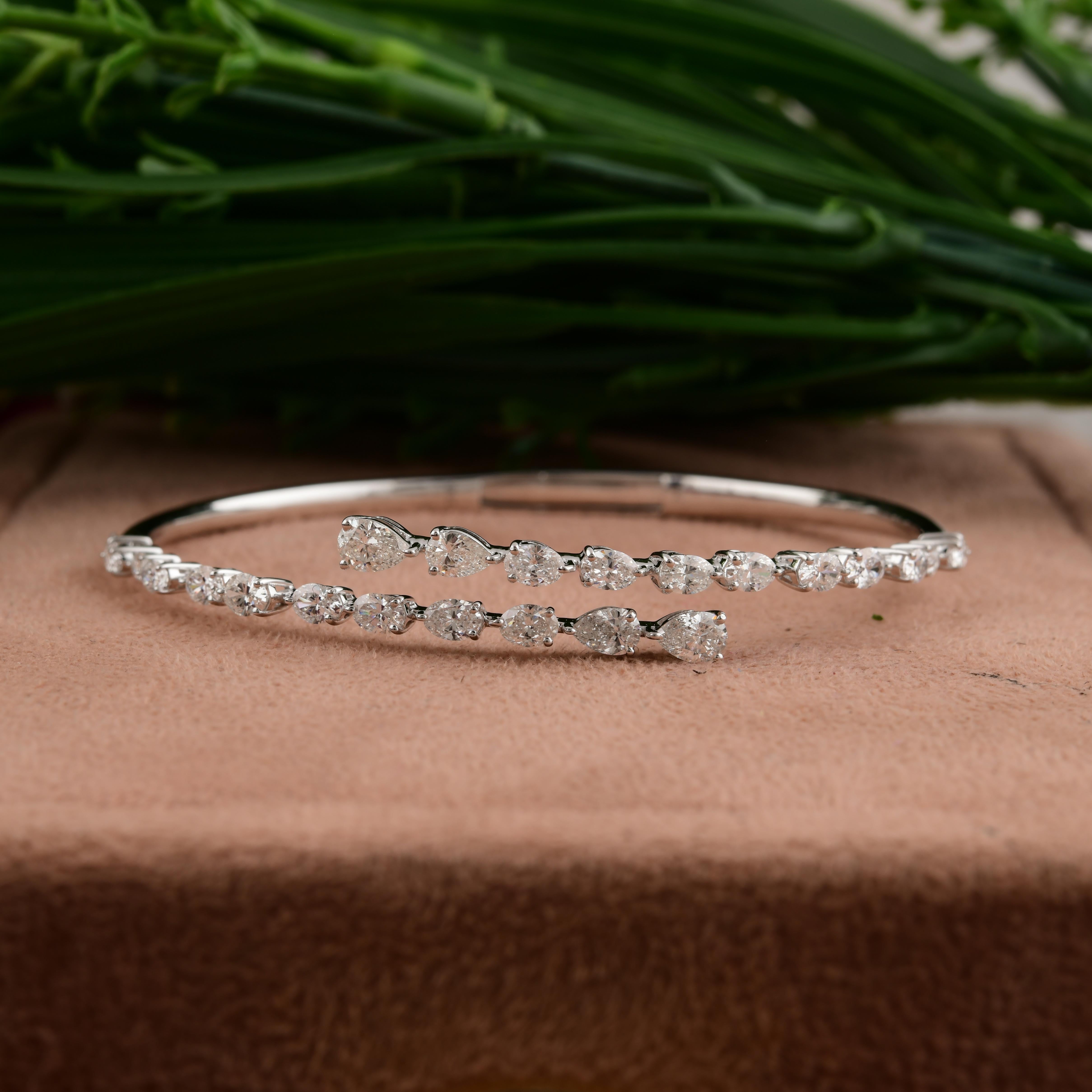 Bracciale aperto con diamanti certificati da 2,75 carati in oro bianco massiccio 18 carati in vendita 4