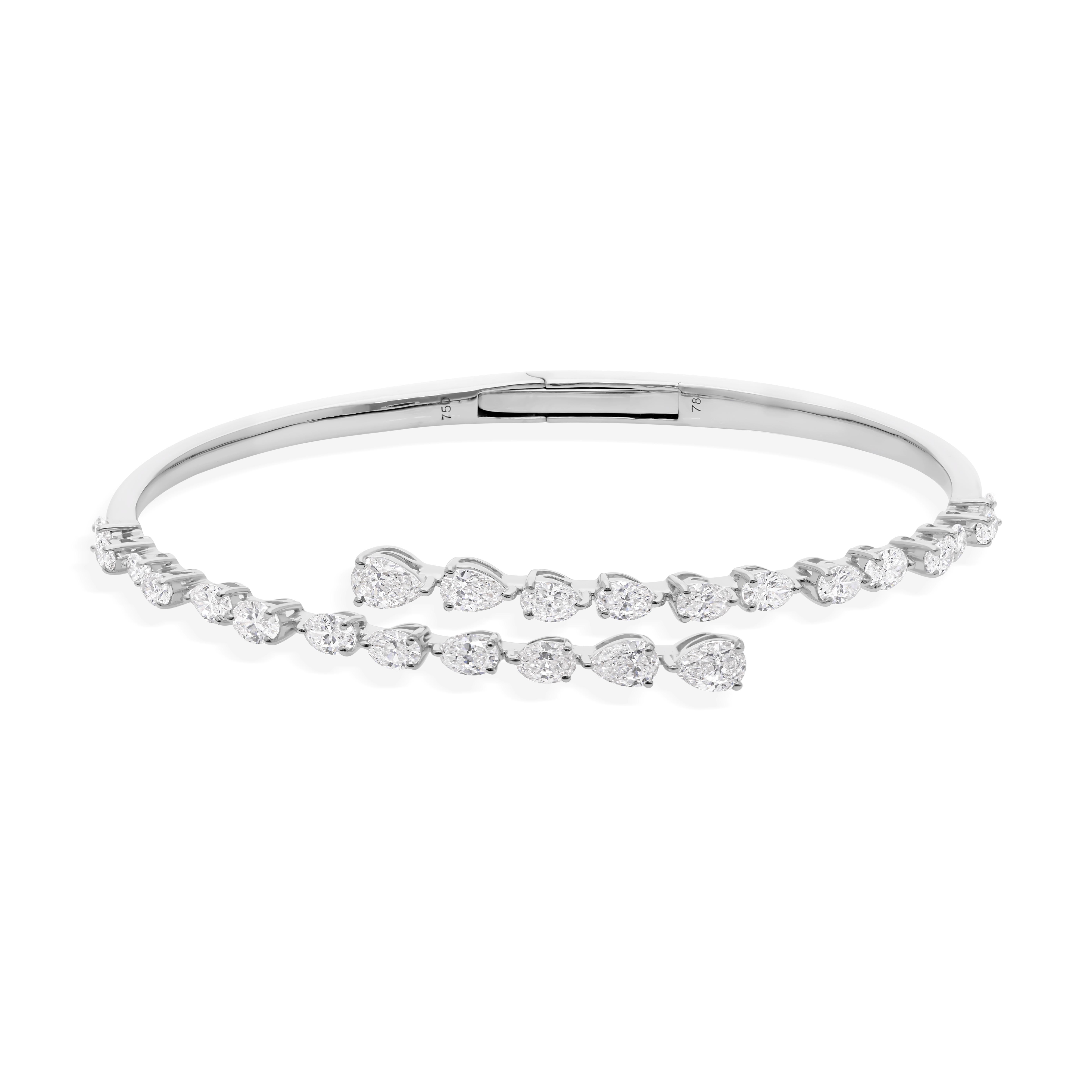 Bracciale aperto con diamanti certificati da 2,75 carati in oro bianco massiccio 18 carati in vendita 6