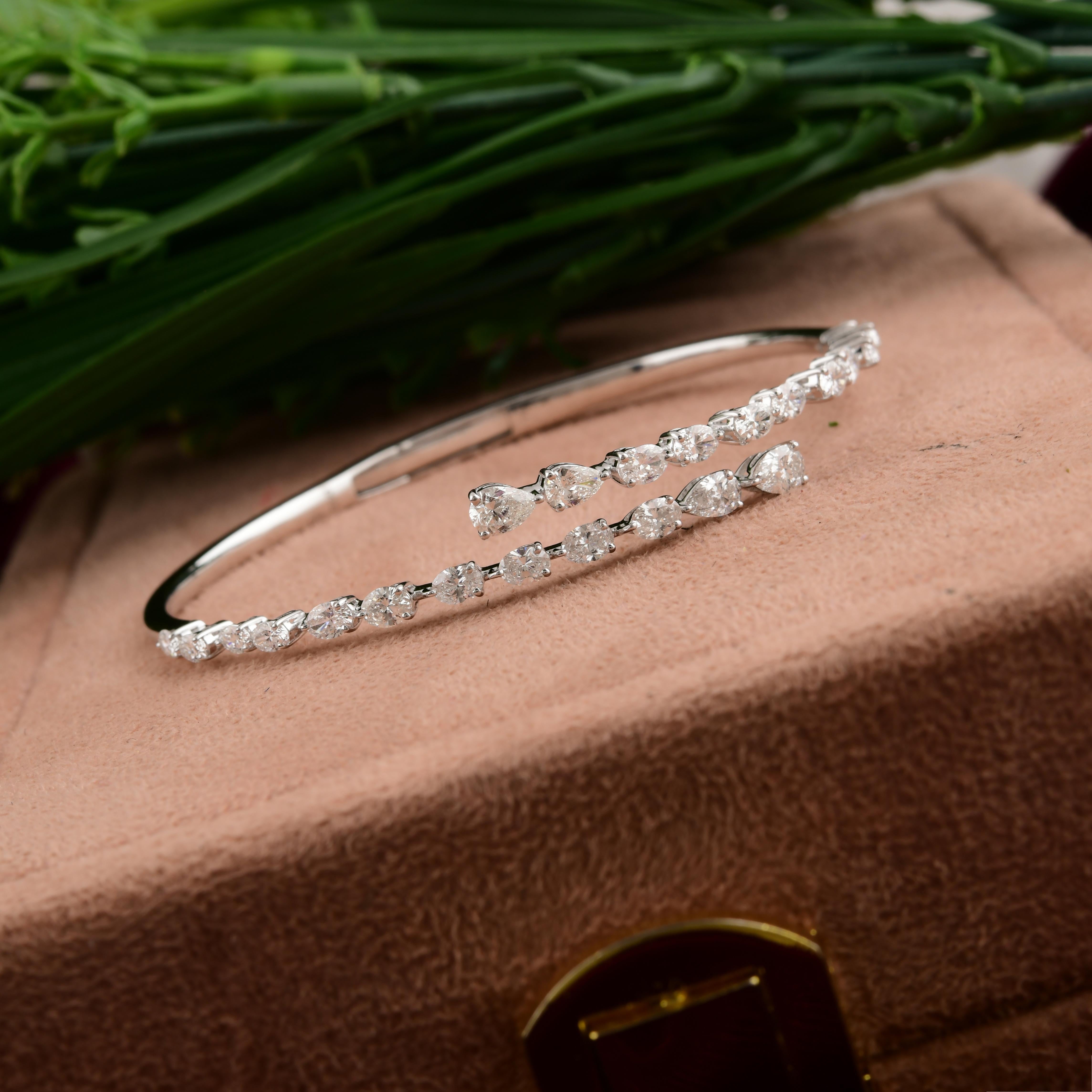 Bracciale aperto con diamanti certificati da 2,75 carati in oro bianco massiccio 18 carati in vendita 2