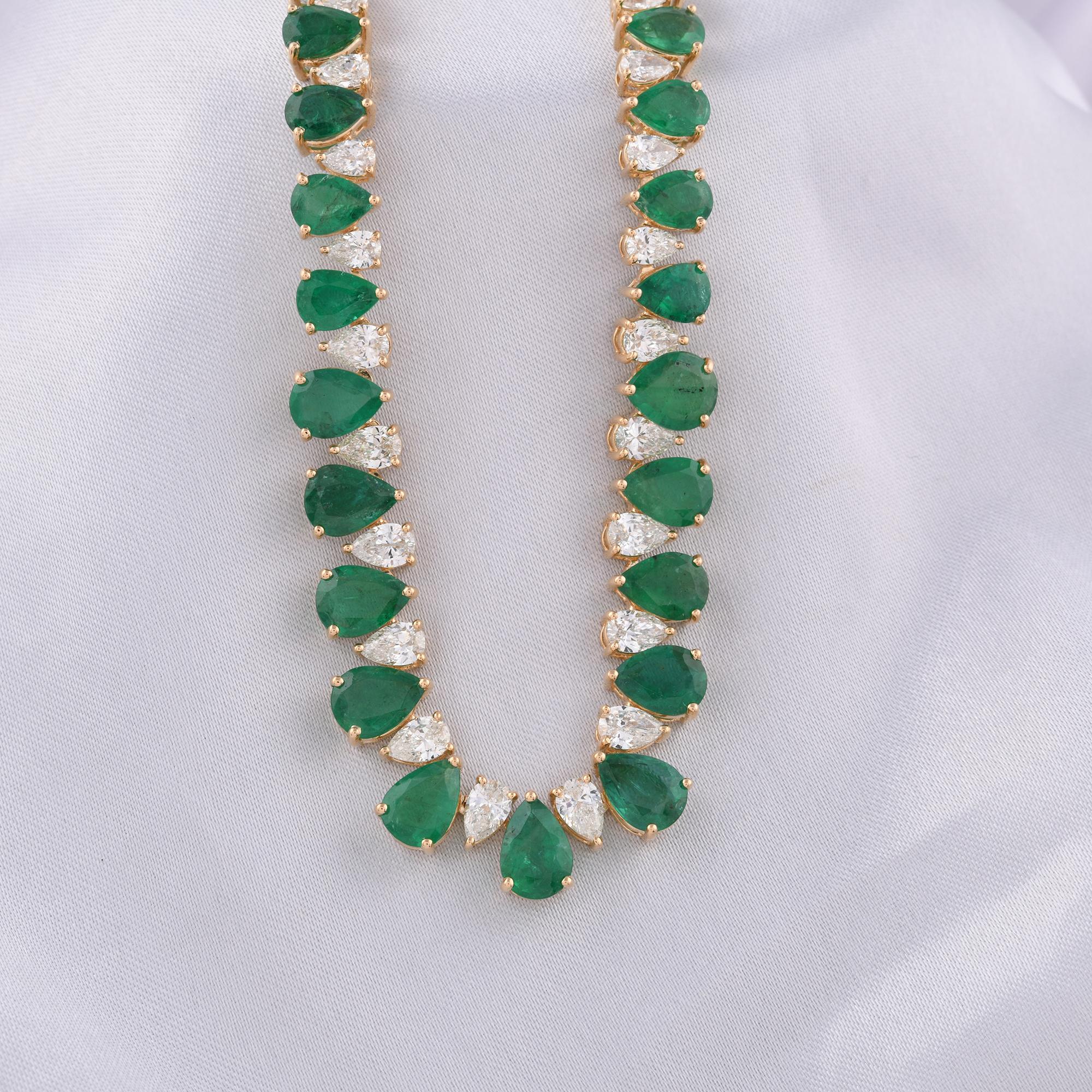 Certificado 27.64 TCW Esmeralda Pera Diamante Tenis Collar 18 Kilates Oro Amarillo en venta 2