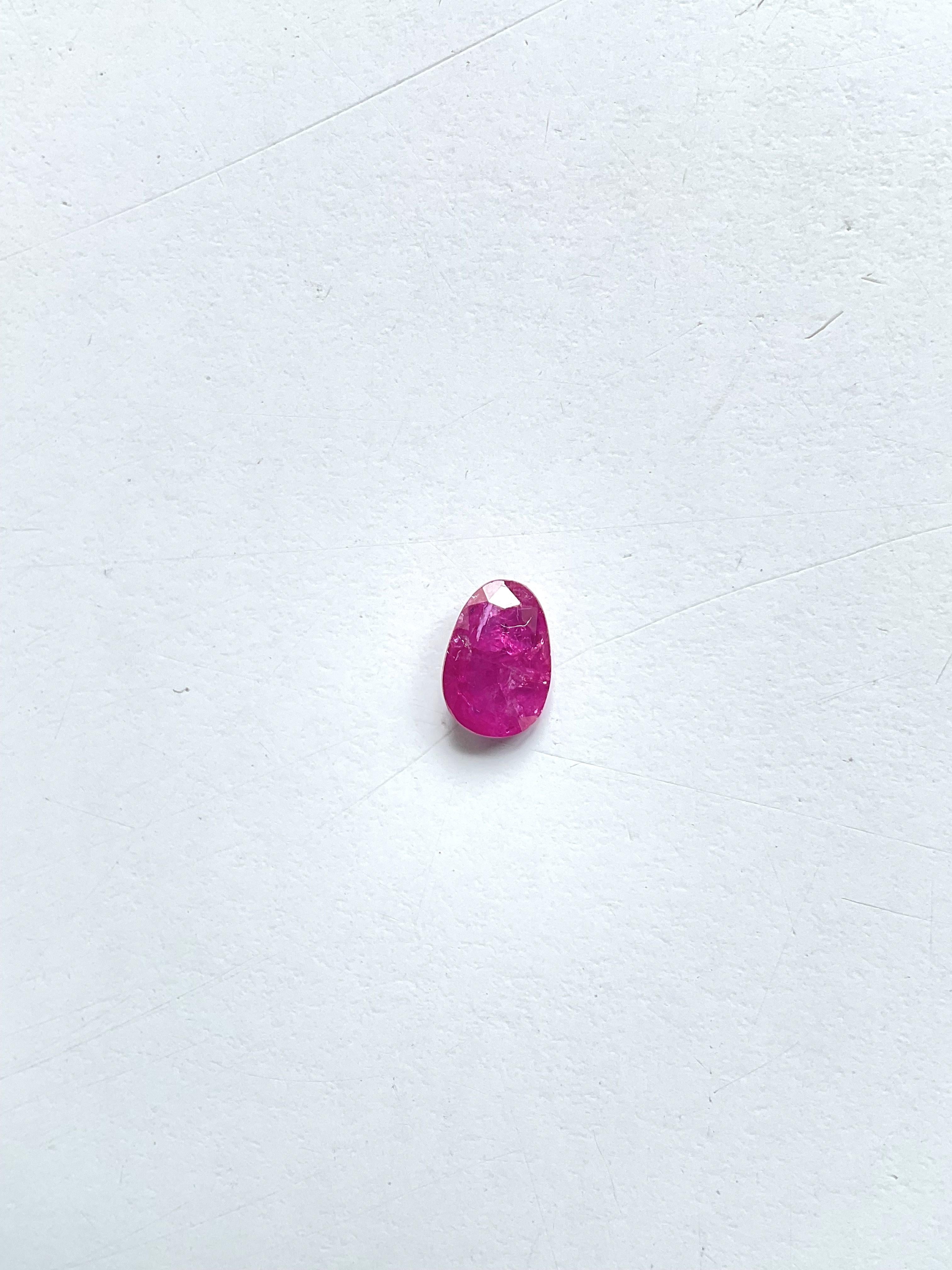 Certified 2.89 Carats Mozambique Ruby Pear Faceted Cutstone No Heat Natural Gem For Sale 2