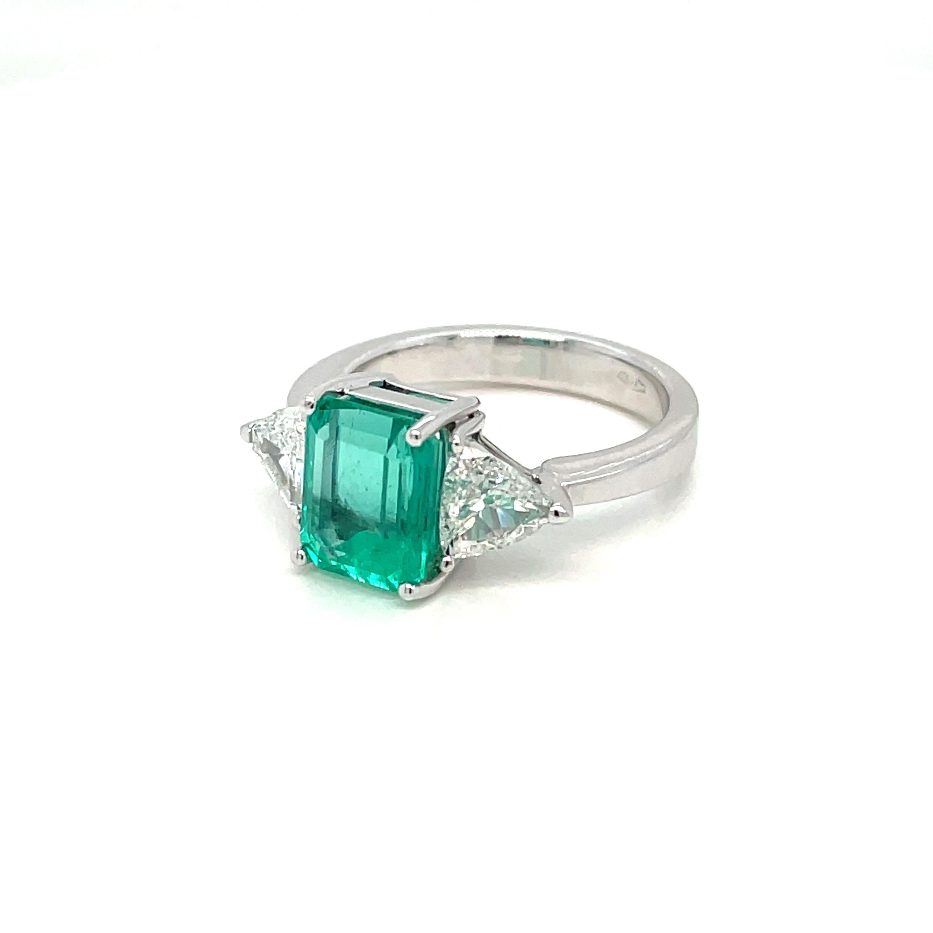 Certified 2.93 Carat Colombian Natural Emerald Diamond Ring 3
