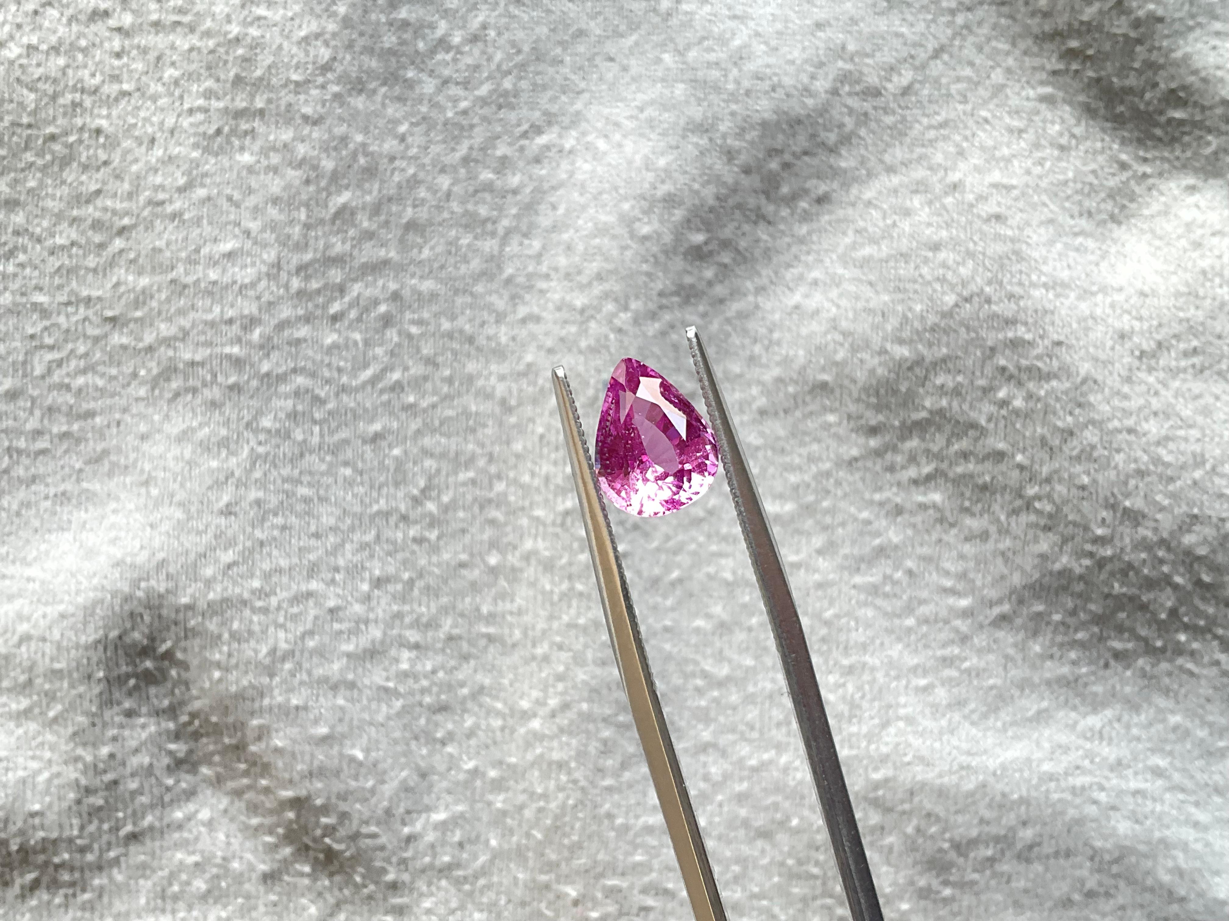 Certified 2.93 Carats Madagascar Purplish Pink Sapphire No-Heat Pear Natural Gem In New Condition In Jaipur, RJ