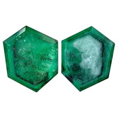Smeraldo Swat certificato da 29,9 carati a fette Coppia di gemme naturali pakistane