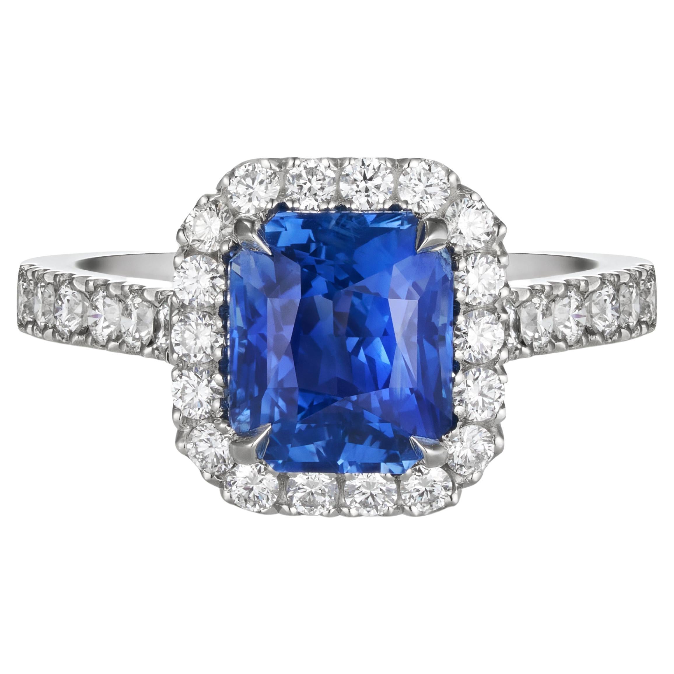 Certified 3 Carat Cornflower Blue Sapphire Diamond Ring 'Natural & Untreated' For Sale