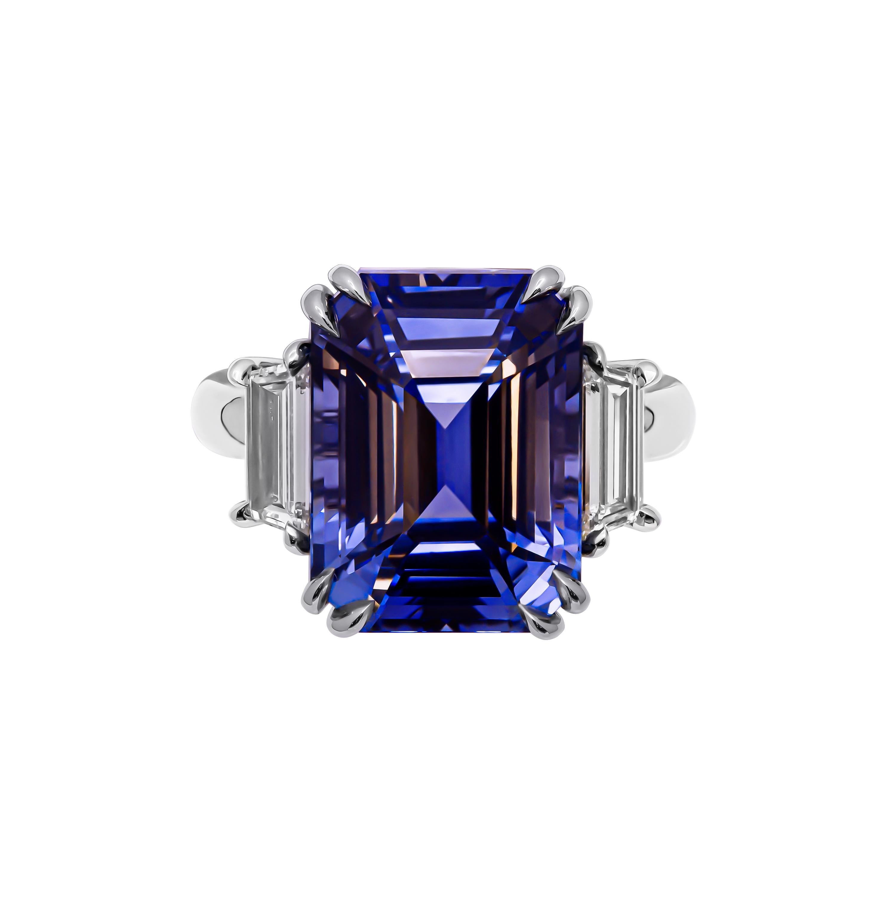 Emerald Cut Certified 3 Stone Ring with Emerald cut Blue Sapphire For Sale