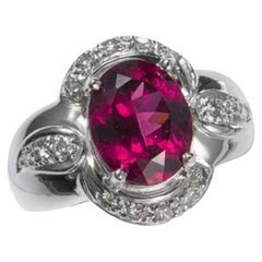 Anello con rubino e diamante dello Sri Lanka certificato senza calore da 3,00 carati in oro bianco 18 carati
