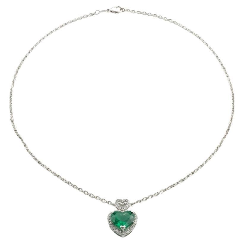 Certified 3.03 Carat Heart Shape Minor Oil Colombian Green Emerald Pendant