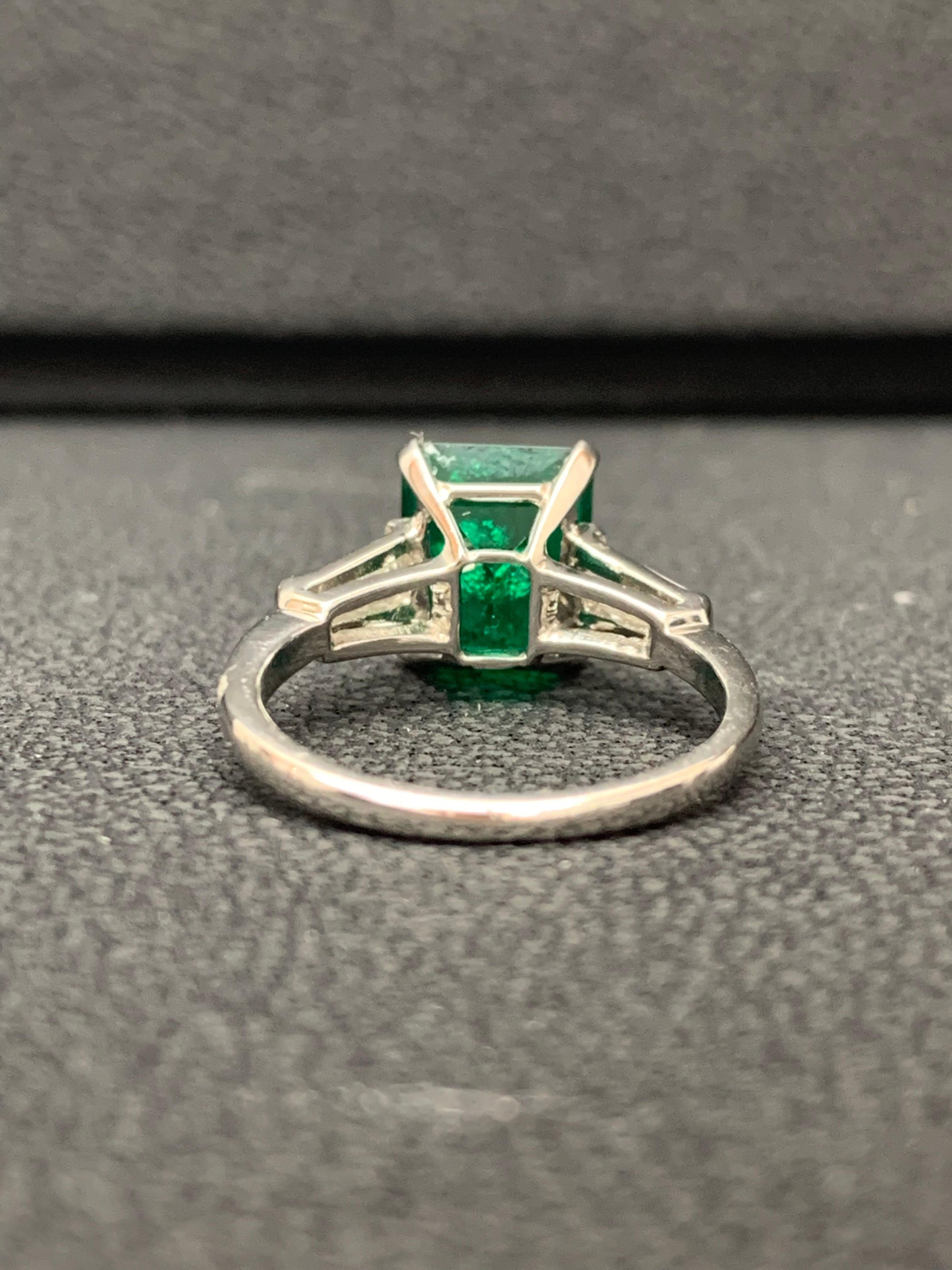 Certified 3.04 Carat Emerald Cut Columbian Emerald Diamond Ring For Sale 5