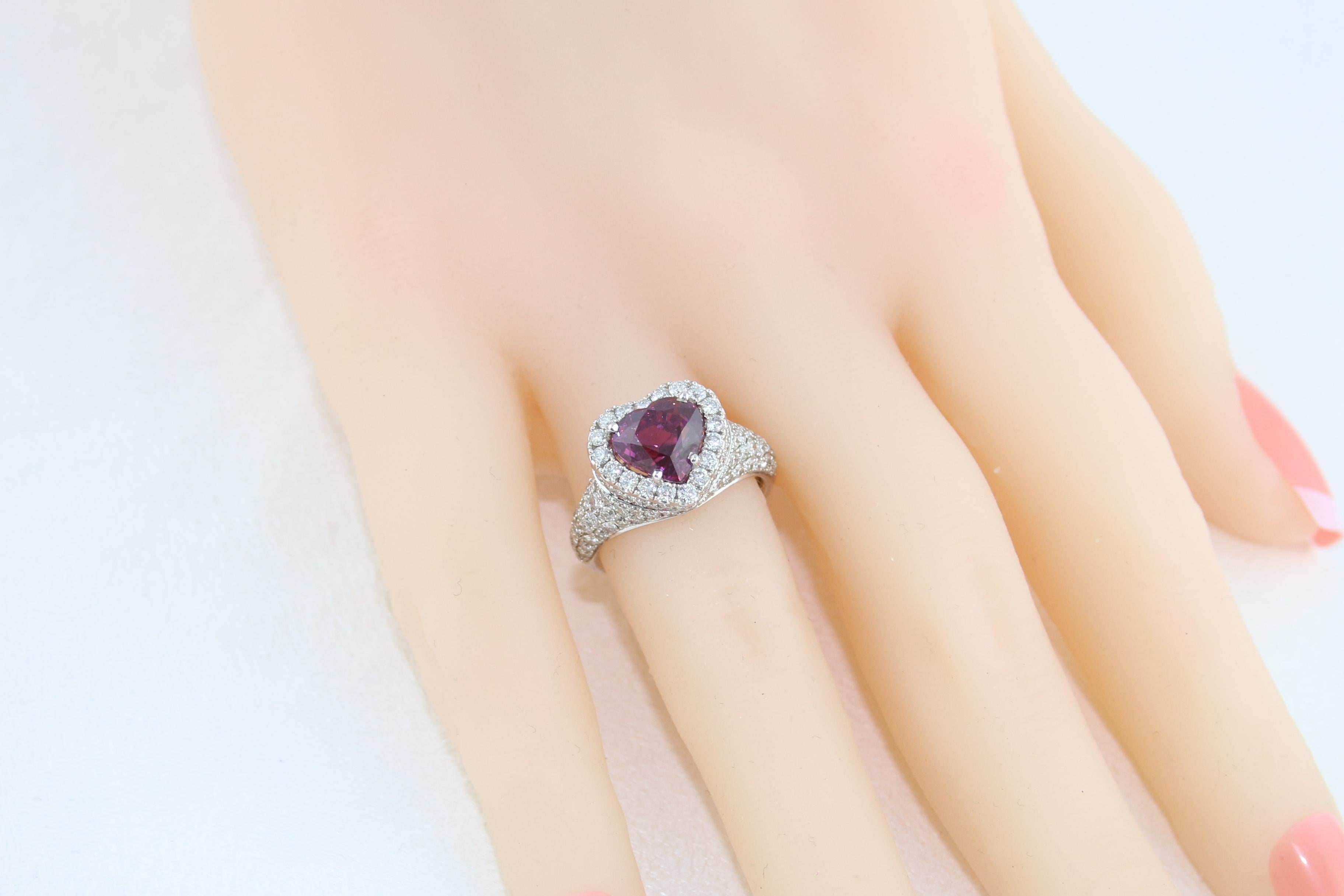Certified 3.05 Carat No Heat Purple Sapphire Diamond Gold Heart Ring For Sale 1
