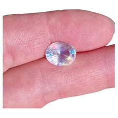 Certified 3.05Ct Natural Rainbow Moonstone gemstone, Oval cut, Madagascar
