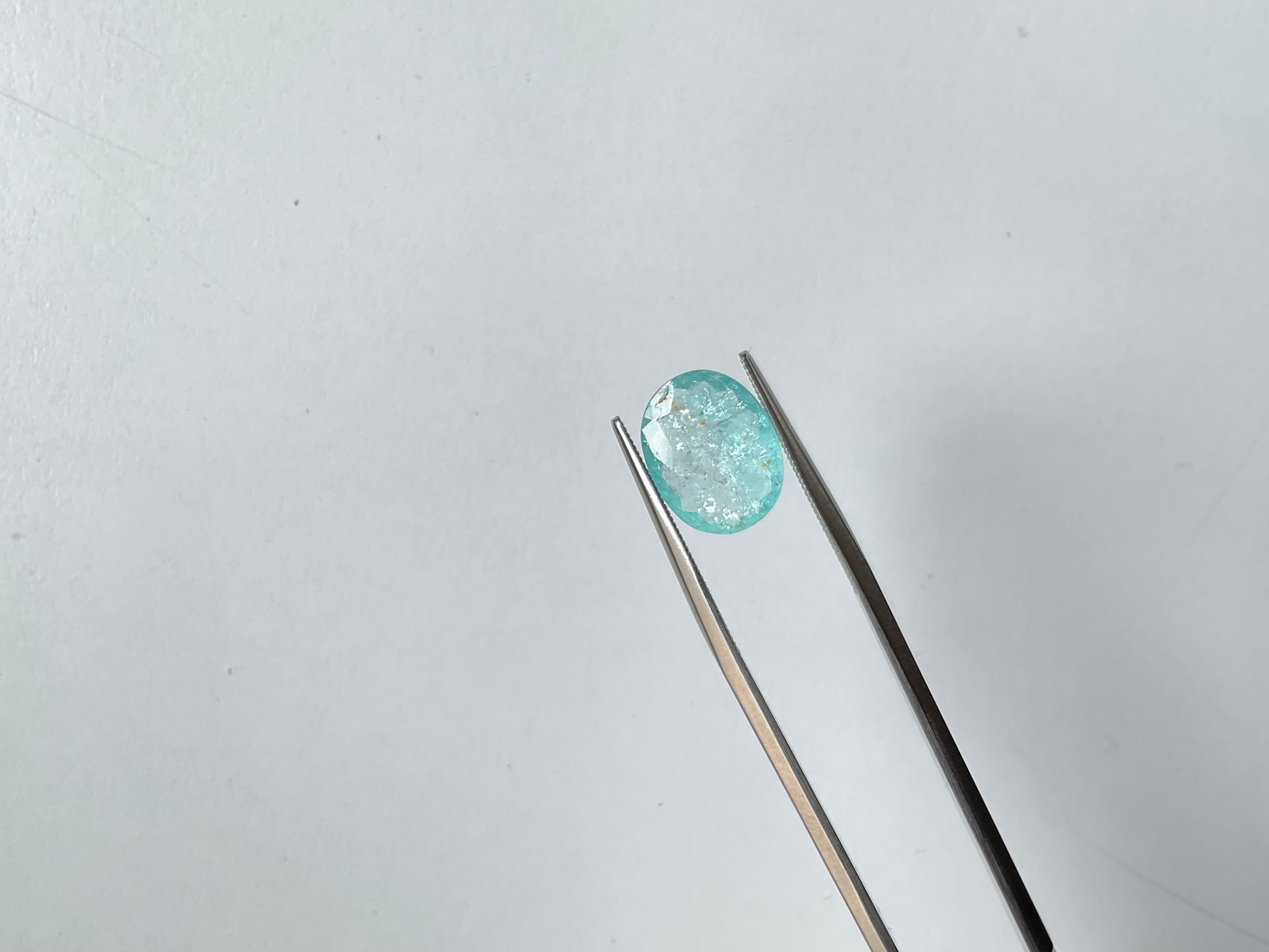 Certified 3.10 Carats Paraiba Tourmaline Oval Cut Stone for Fine Jewelry For Sale 2