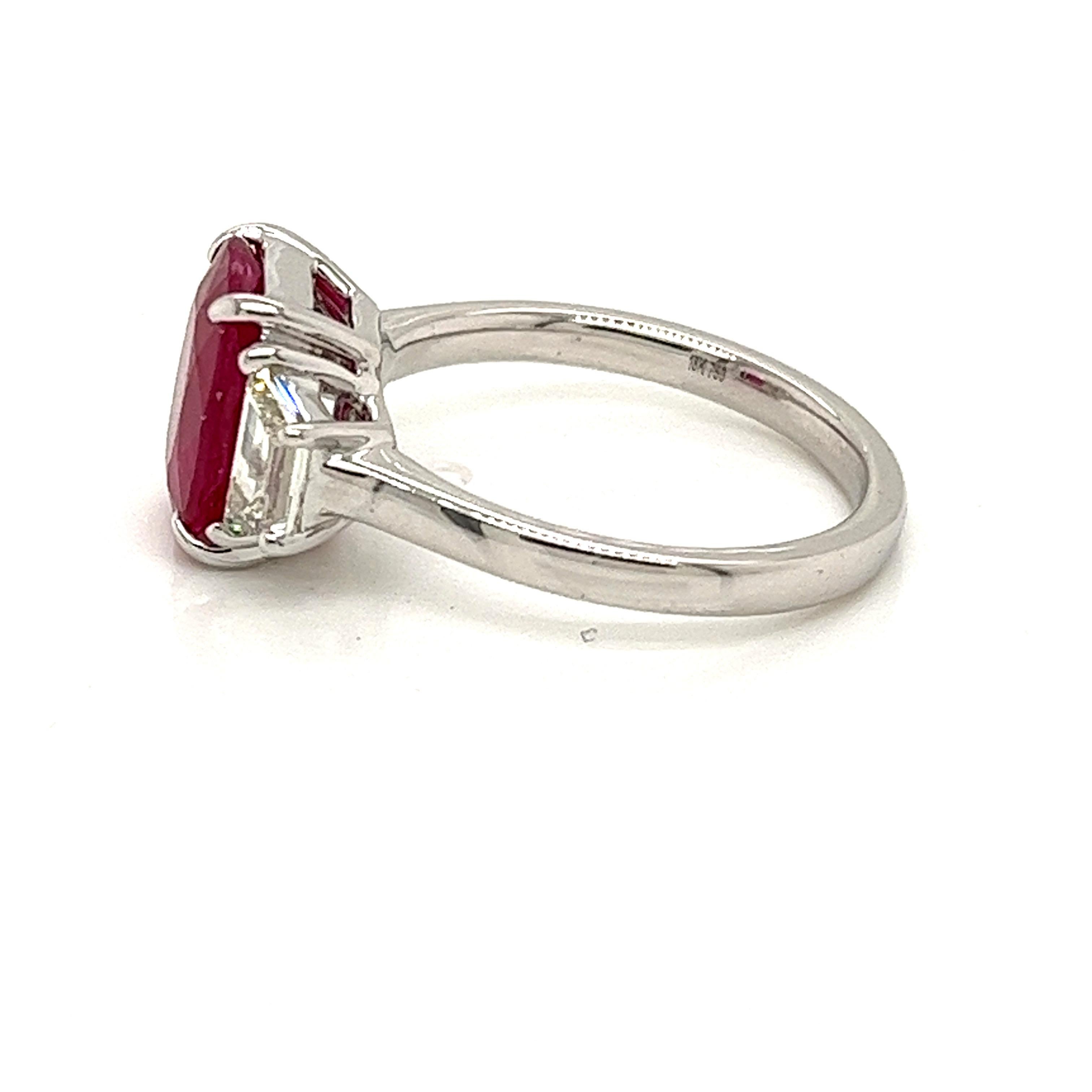 Modern Certified 3.12 Carat Oval Mozambique Ruby & Diamond Ring in 18 Karat White Gold For Sale
