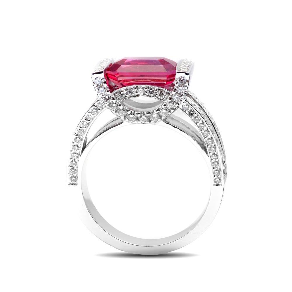 Mixed Cut Certified 3.12 Carats Natural Pink Sapphire Diamonds set in 14K White Gold Ring 