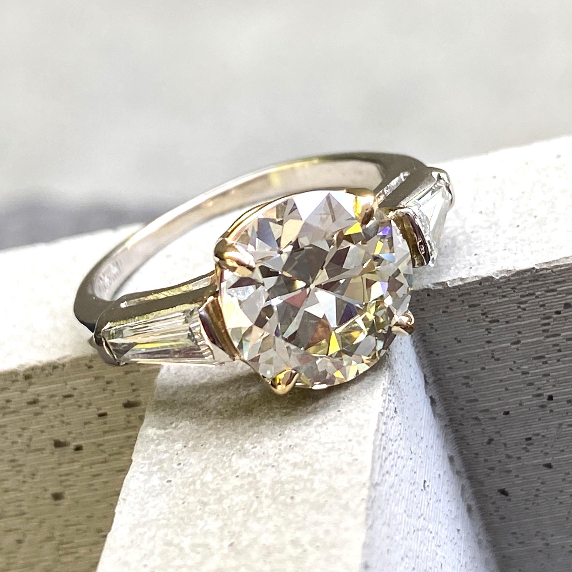 Women's or Men's Certified 3.16 Carat Transitional Cut Diamond in Platinum & Gold 3-Stone Ring