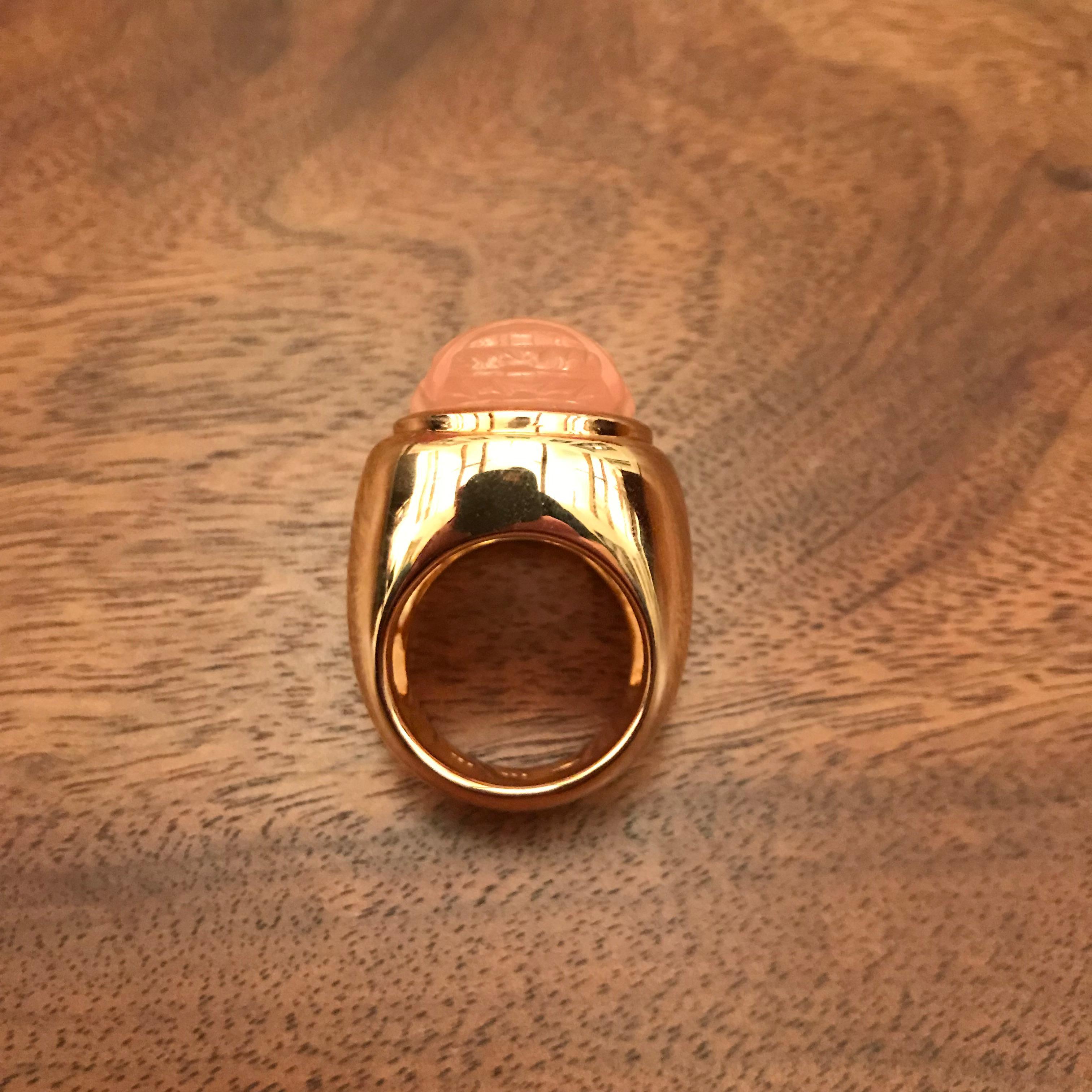 Cabochon Certified 31.70 Carat Rose Quartz Scarab Ring For Sale