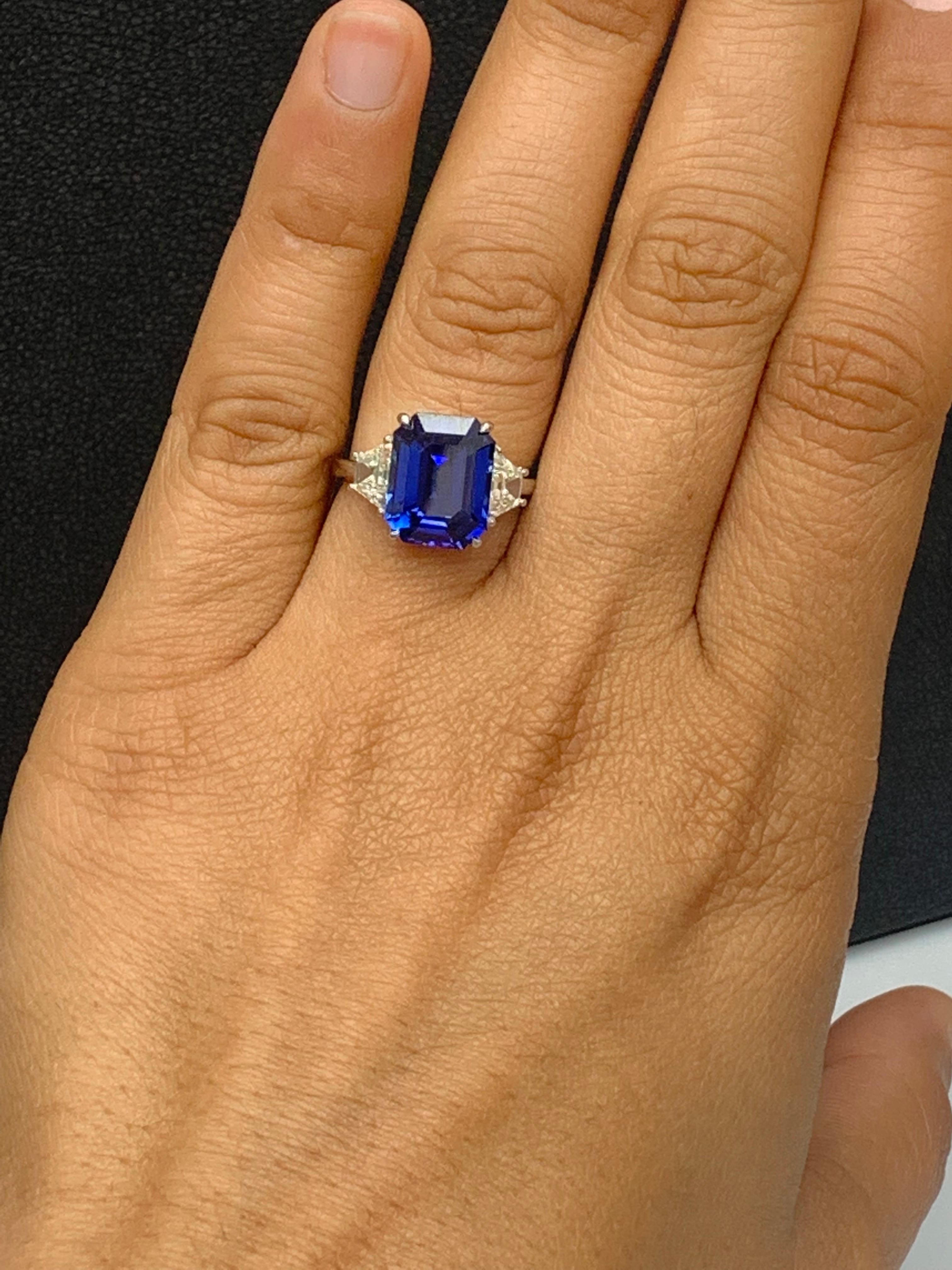 Certified 3.18 Carat Emerald Cut Sapphire & Diamond Engagement Ring in Platinum In New Condition For Sale In NEW YORK, NY