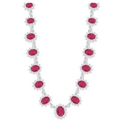 Collier en or 18 carats certifié de 31,96 carats de rubis et de diamants de Birmanie de taille ovale