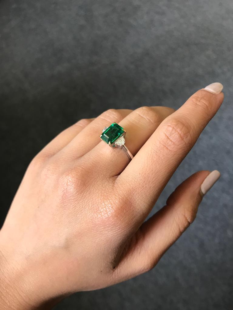 Modern Certified 3.20 Carat Emerald and Diamond Three-Stone Engagement Ring