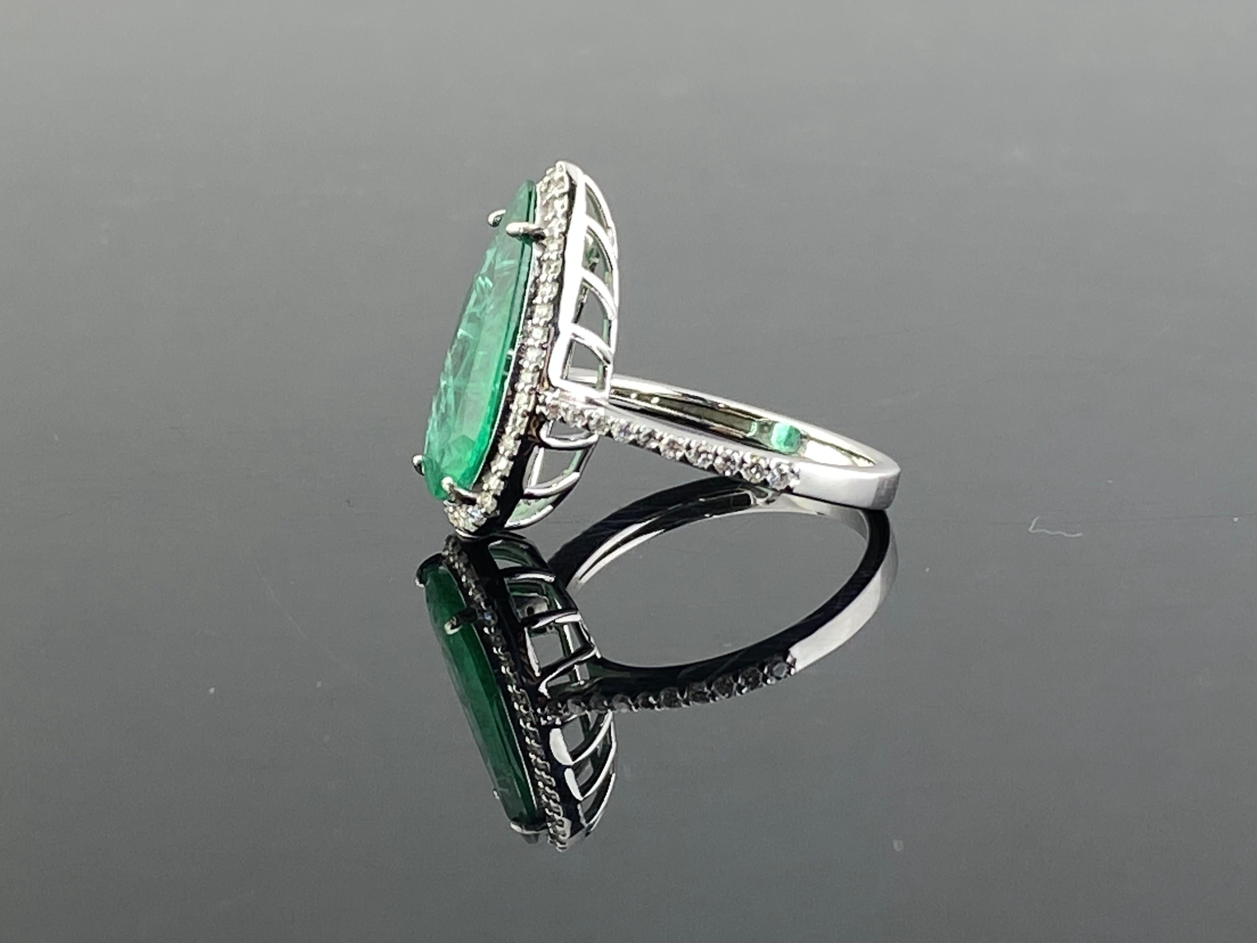 Modern Certified 3.20 Carat Pear Shape Emerald and Diamond Engagement Ring For Sale