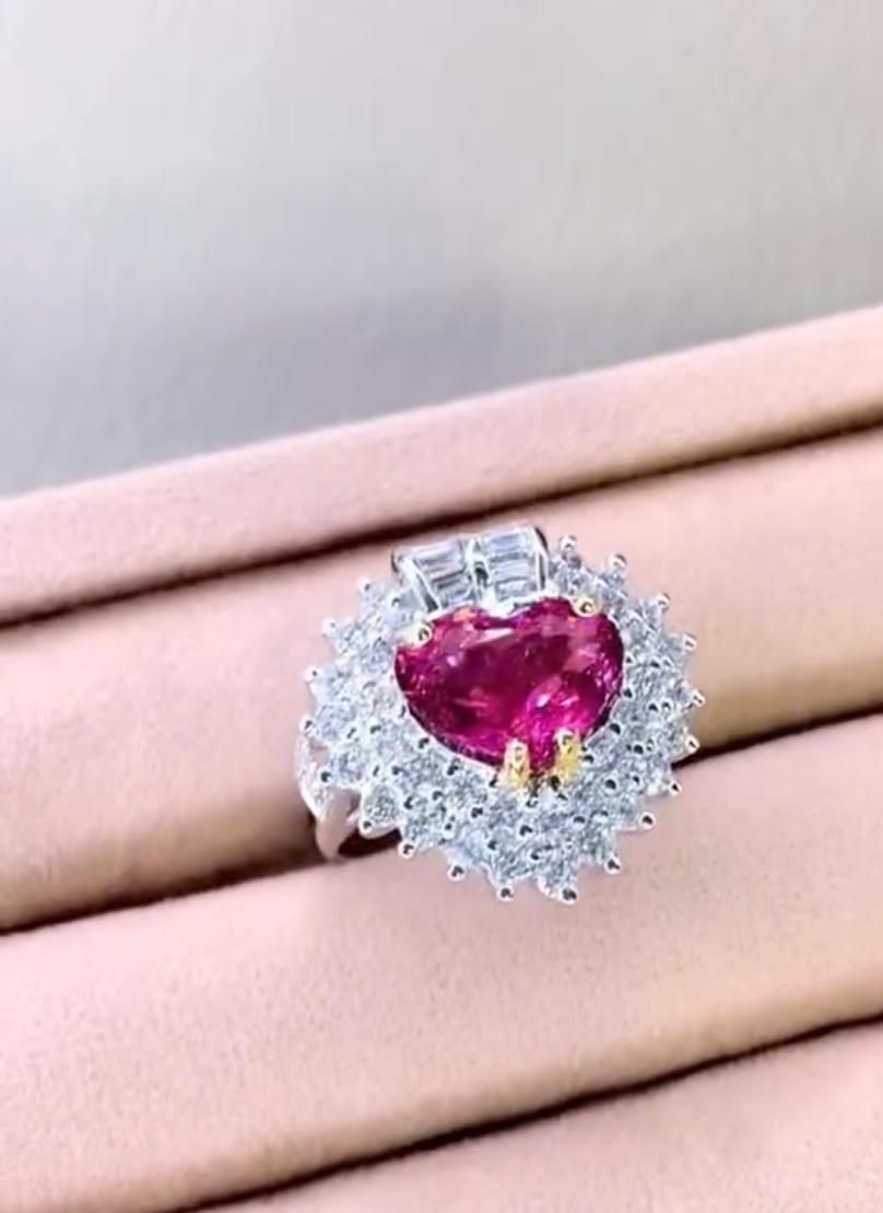 Certified 3.20 Carat Rubellite Tourmaline 1.90 Ct Diamonds 18K Gold Ring For Sale 1