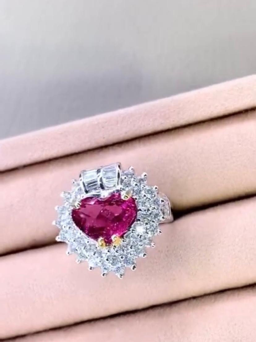 Certified 3.20 Carat Rubellite Tourmaline 1.90 Ct Diamonds 18K Gold Ring For Sale 3