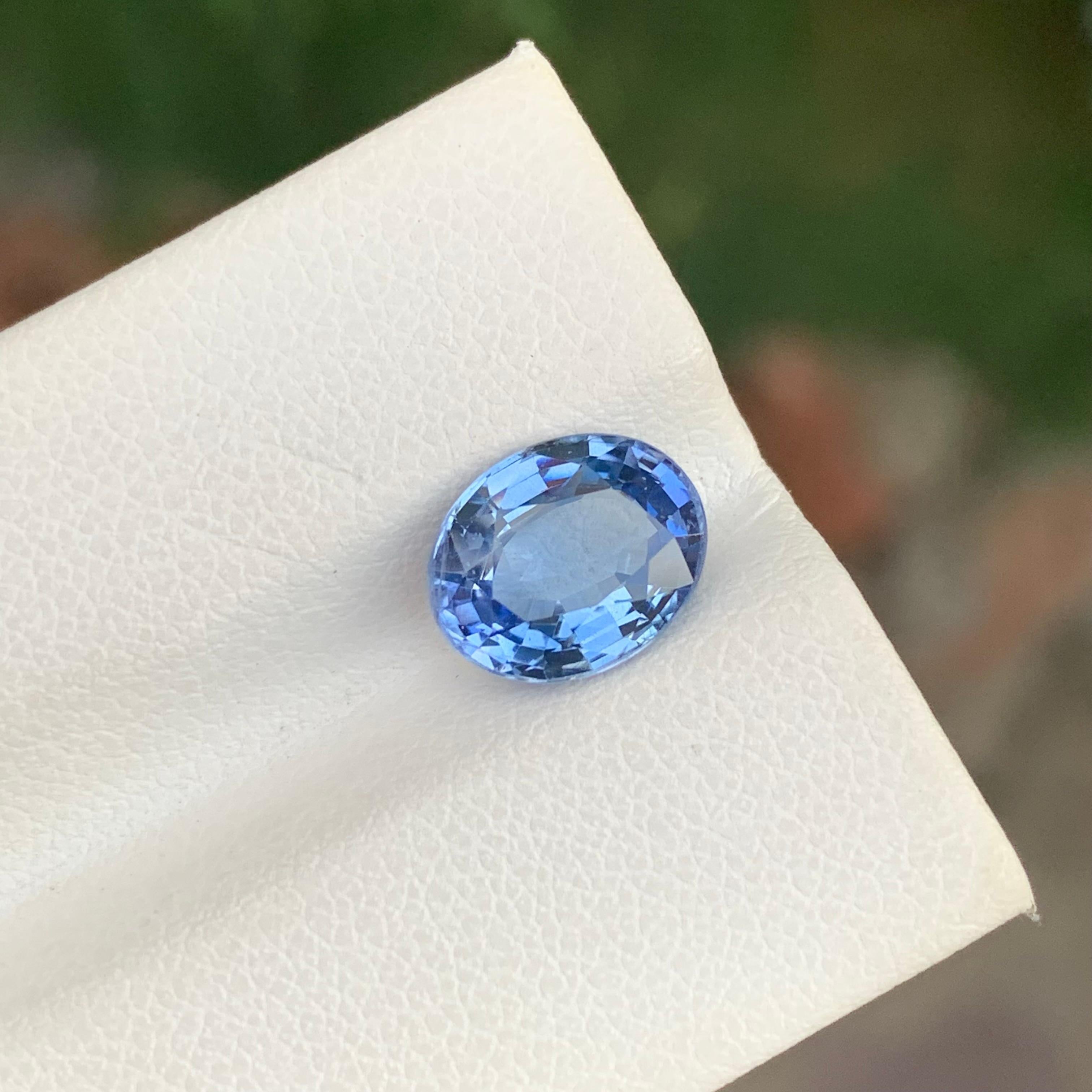 Oval Cut Certified 3.24 Carat Faceted Blue Sapphire Oval Shape Gemstone For Sale