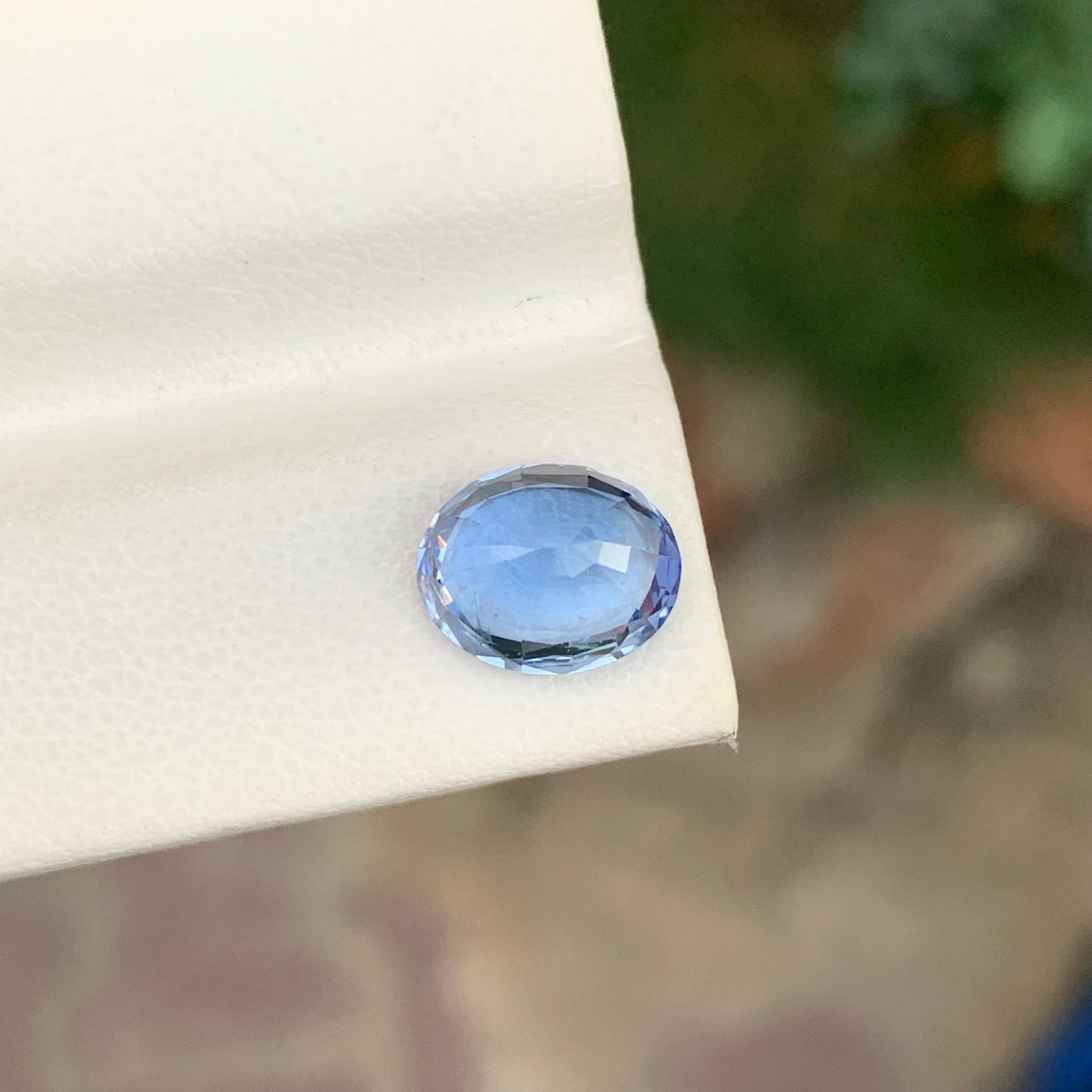 Women's or Men's Certified 3.24 Carat Faceted Blue Sapphire Oval Shape Gemstone For Sale