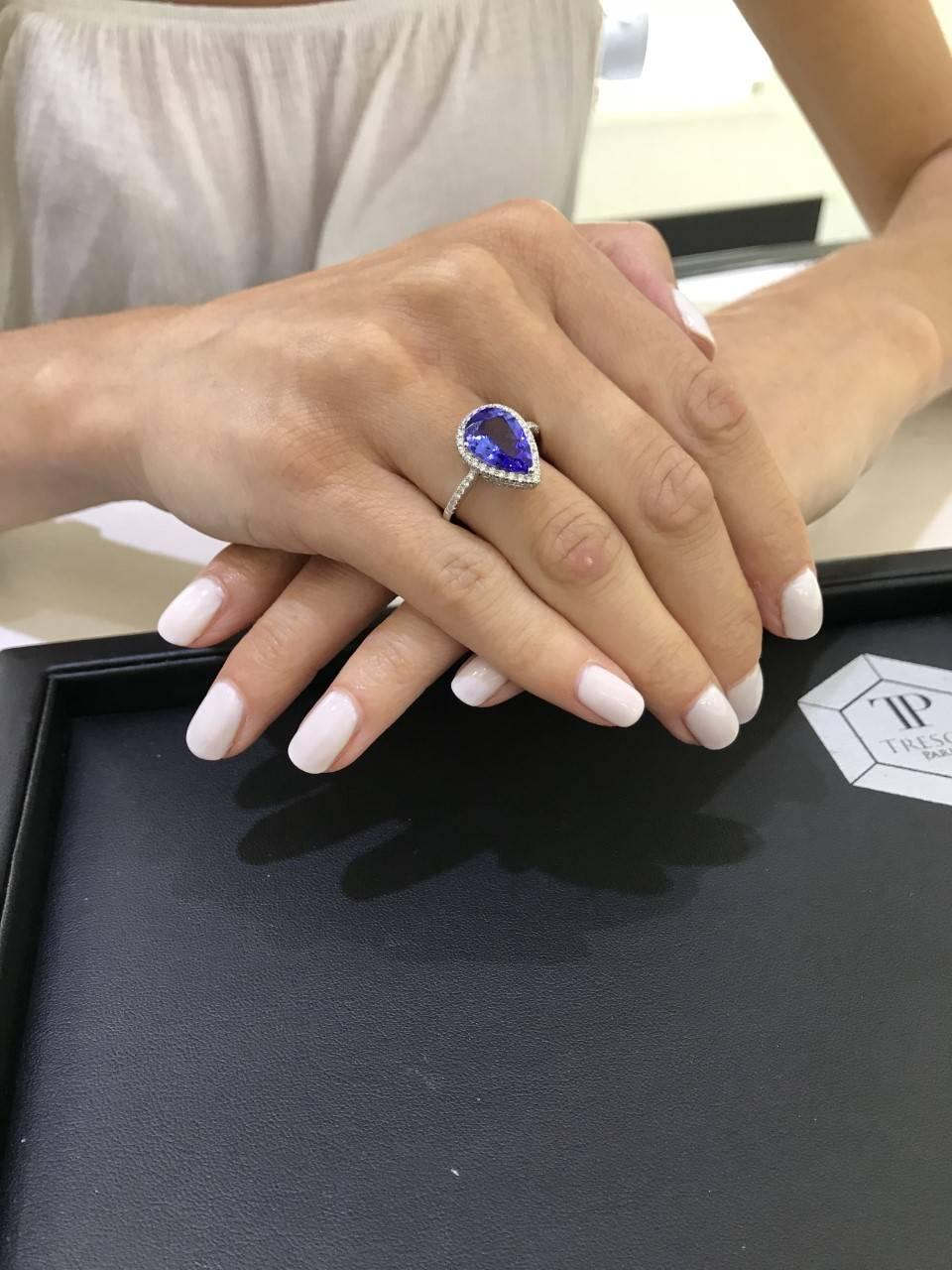 Women's 3.26 CT Pear Tanzanite Certified 0.75 Carat Diamond 18 KT Gold Engagement Ring