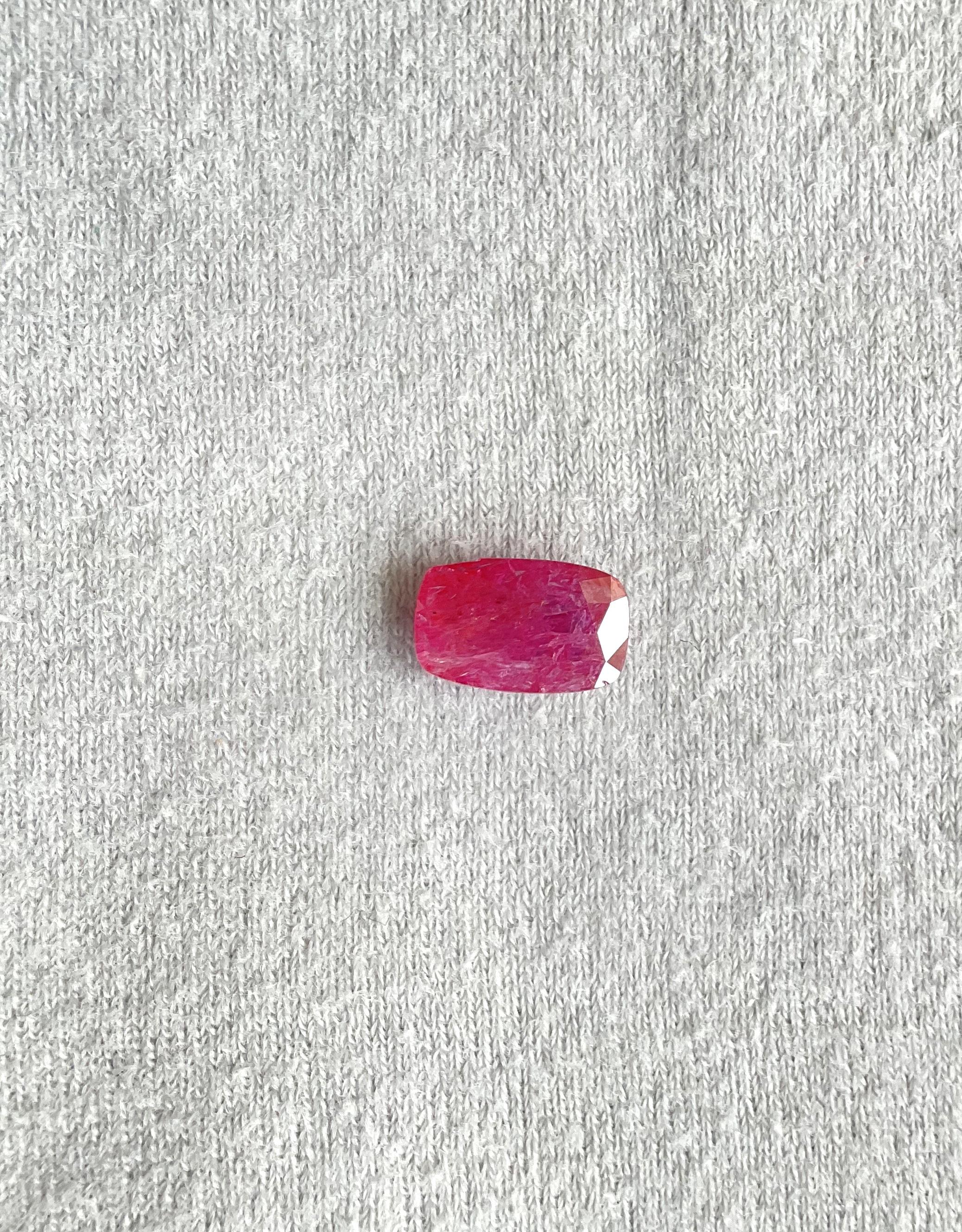 Cushion Cut Certified 3.27 Carats Mozambique Ruby Cushion Faceted Cut stone No Heat Natural For Sale